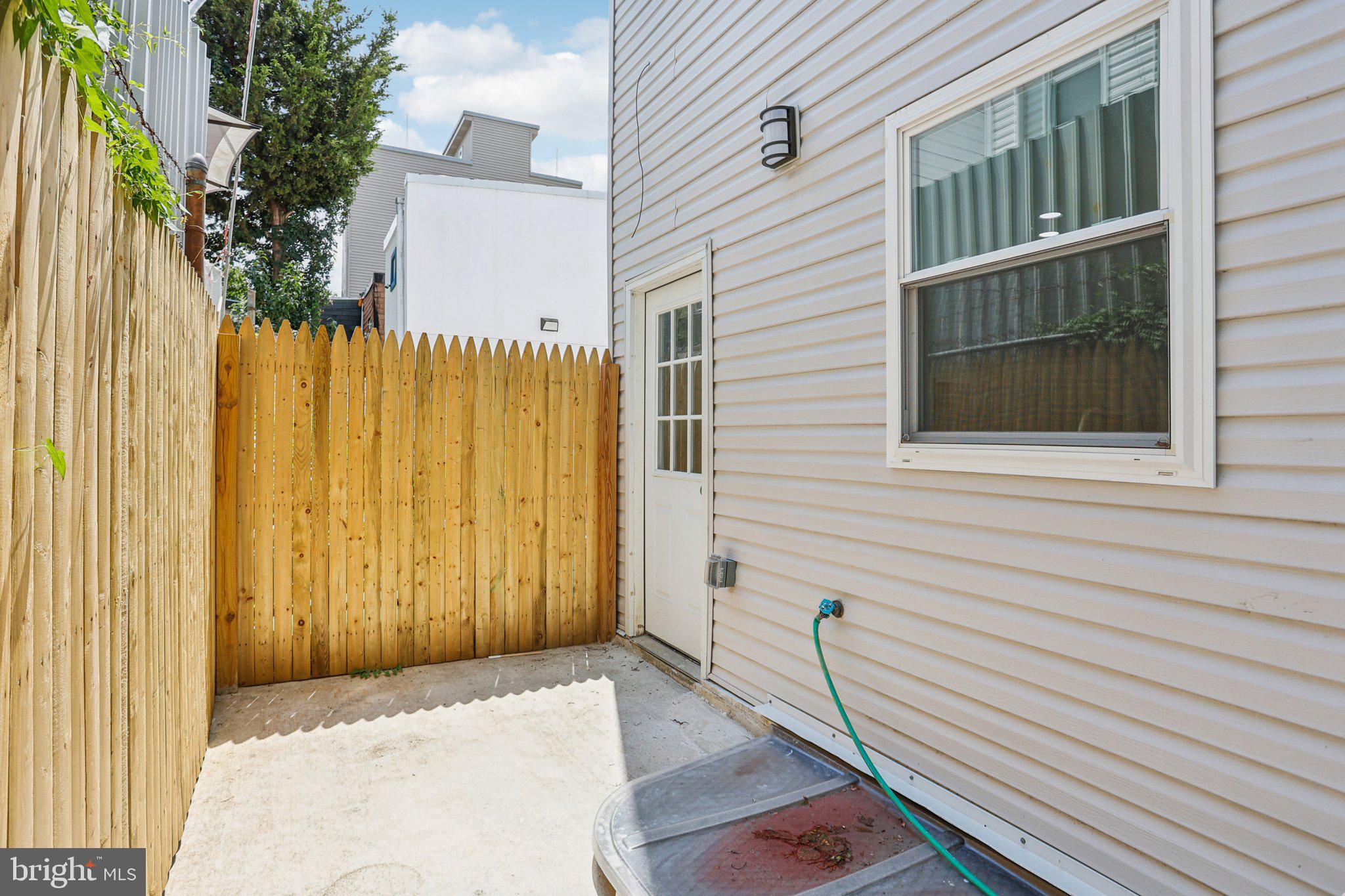 NORRIS SQUARE - Residential