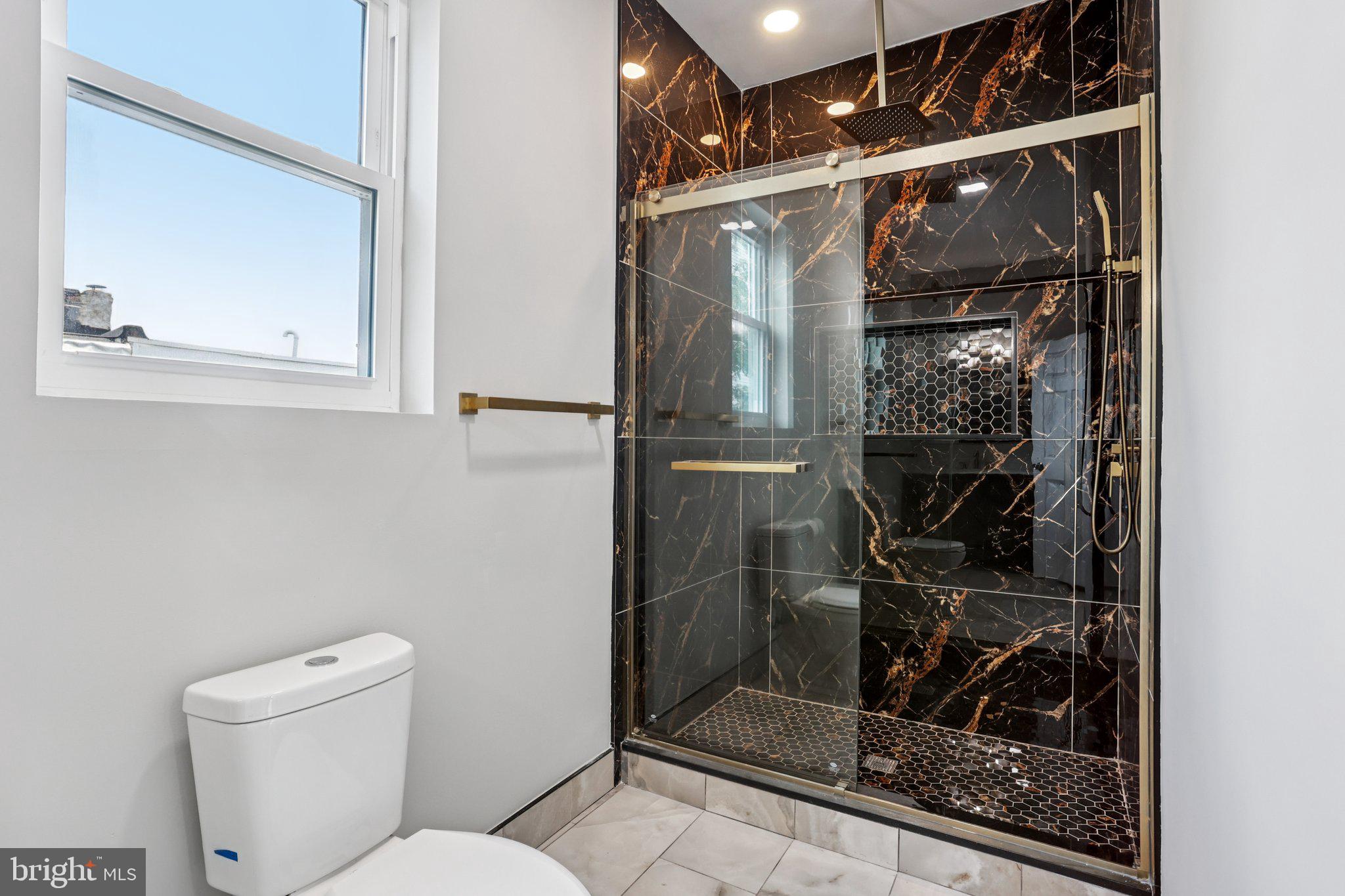 NORRIS SQUARE - Residential