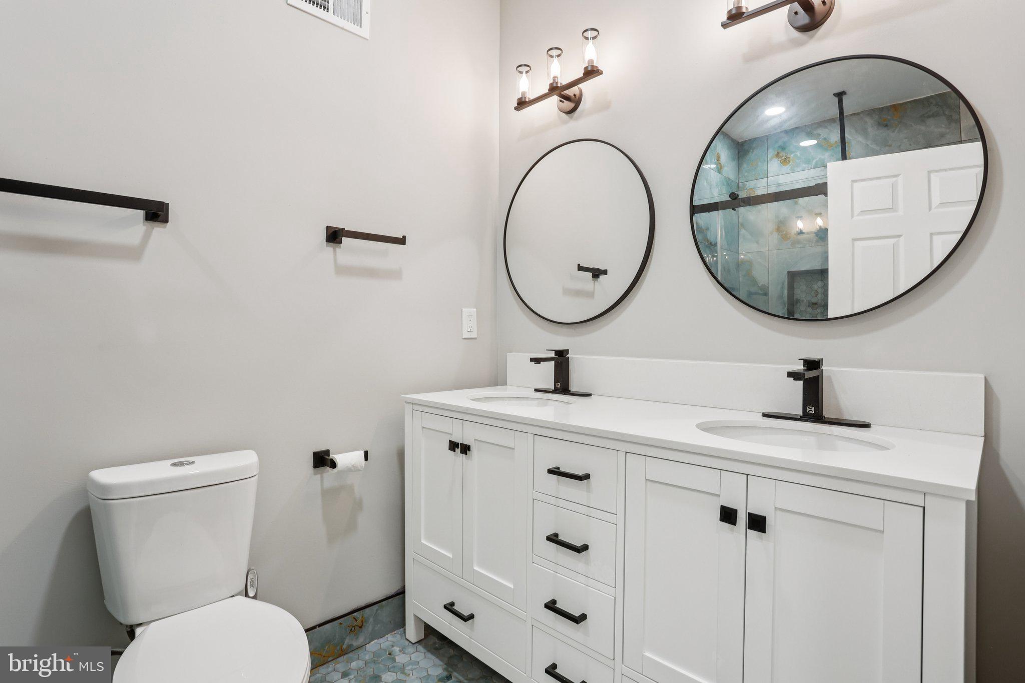 NORRIS SQUARE - Residential