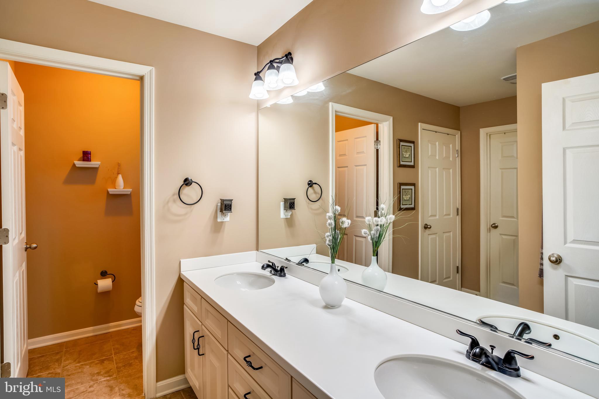 HASTINGS MARKETPLACE - Residential