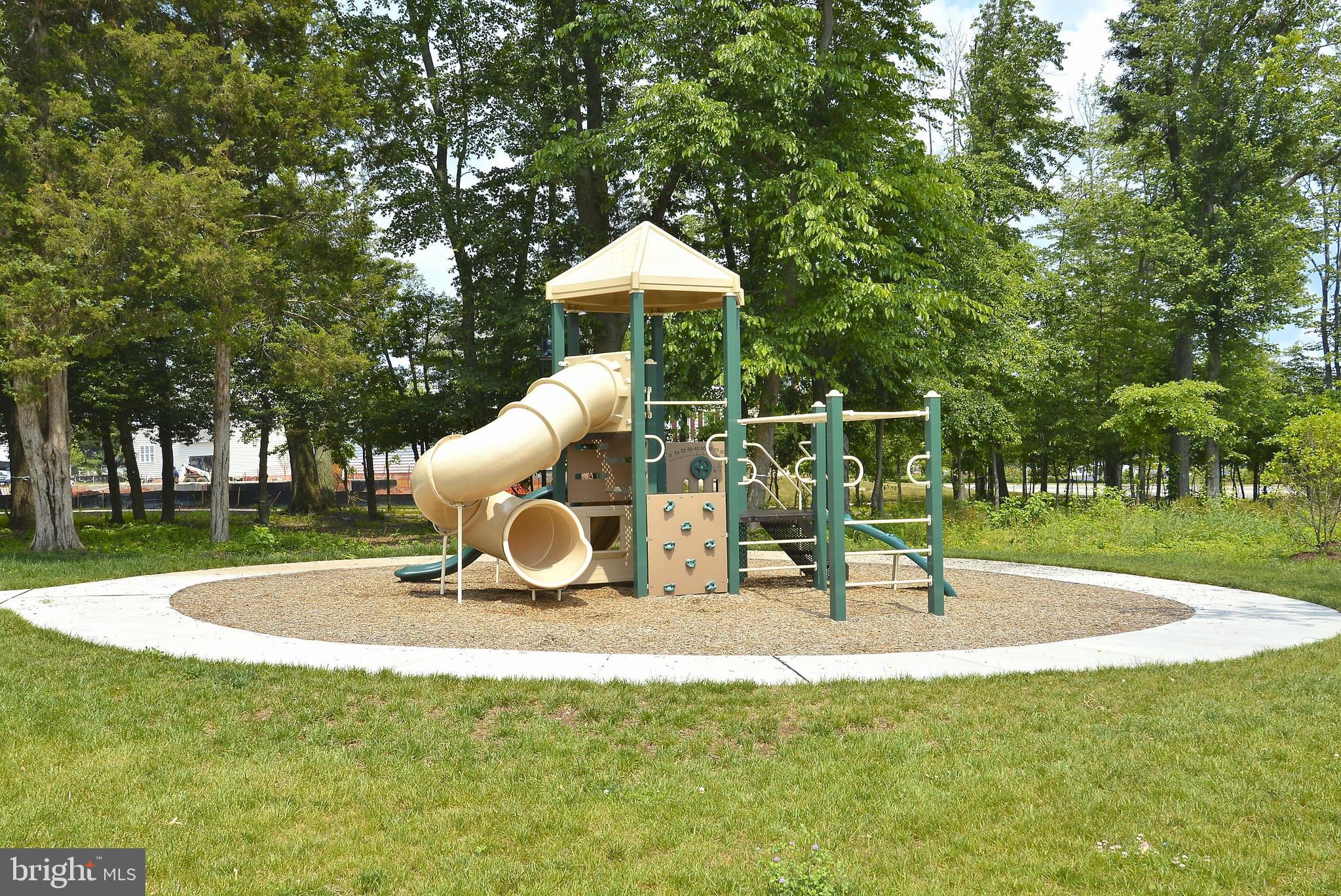 HASTINGS MARKETPLACE - Residential