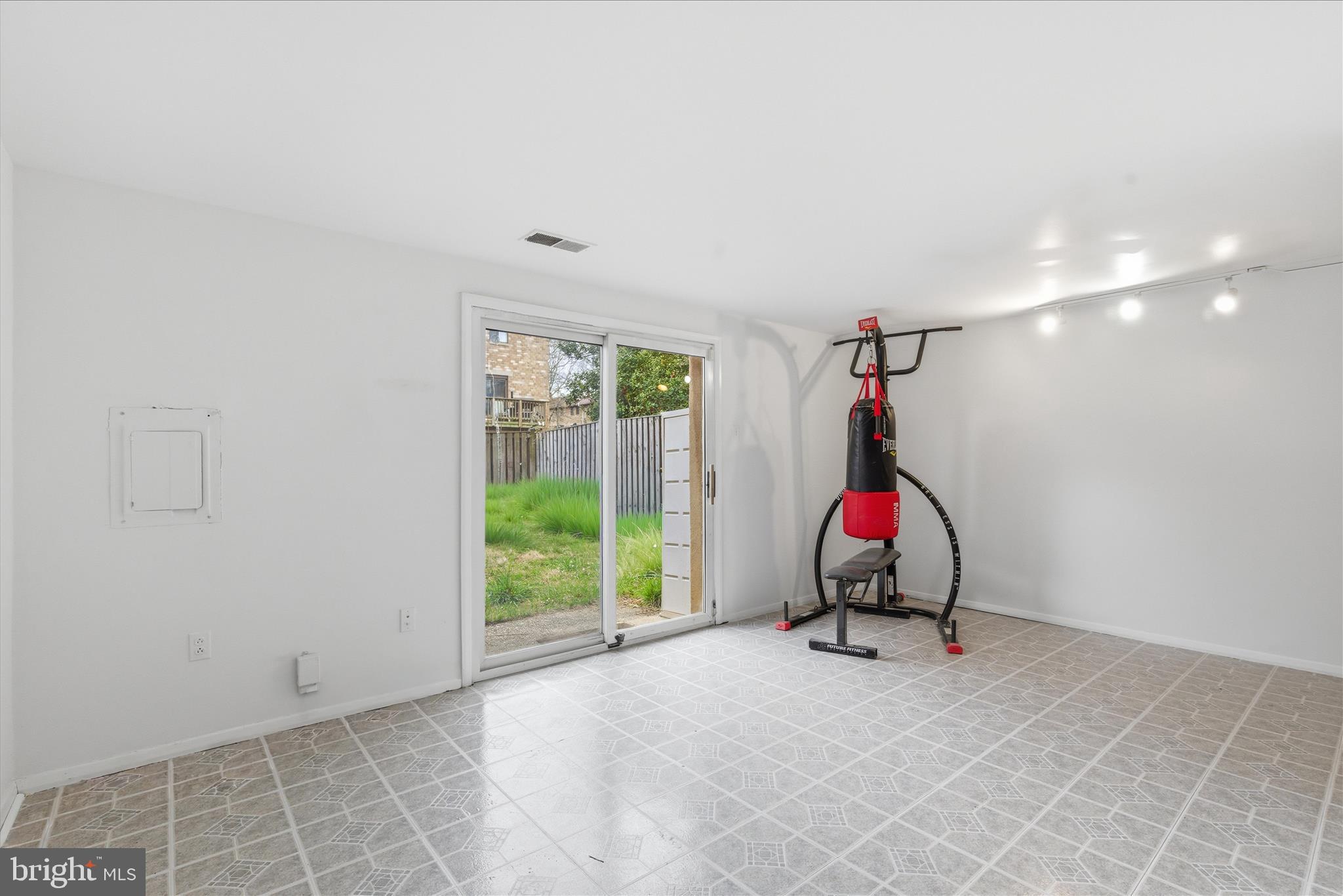 OWEN BROWN ESTATES - Residential