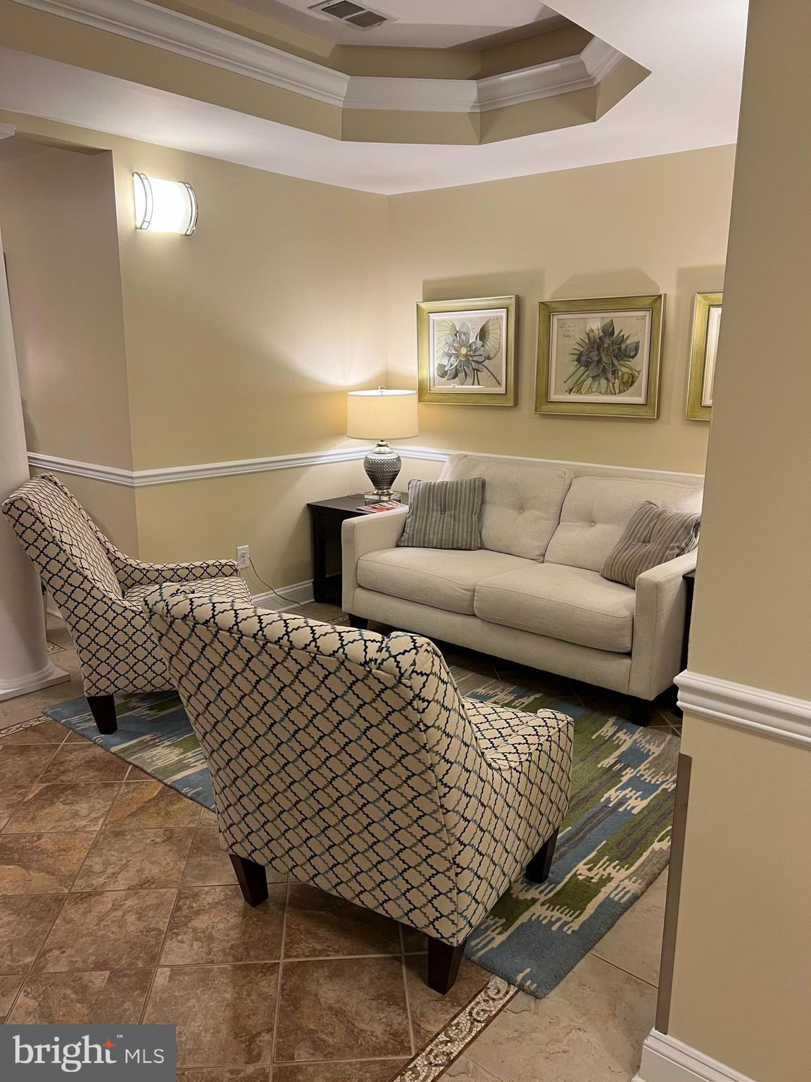 10275 FOUNTAIN CIRCLE 201