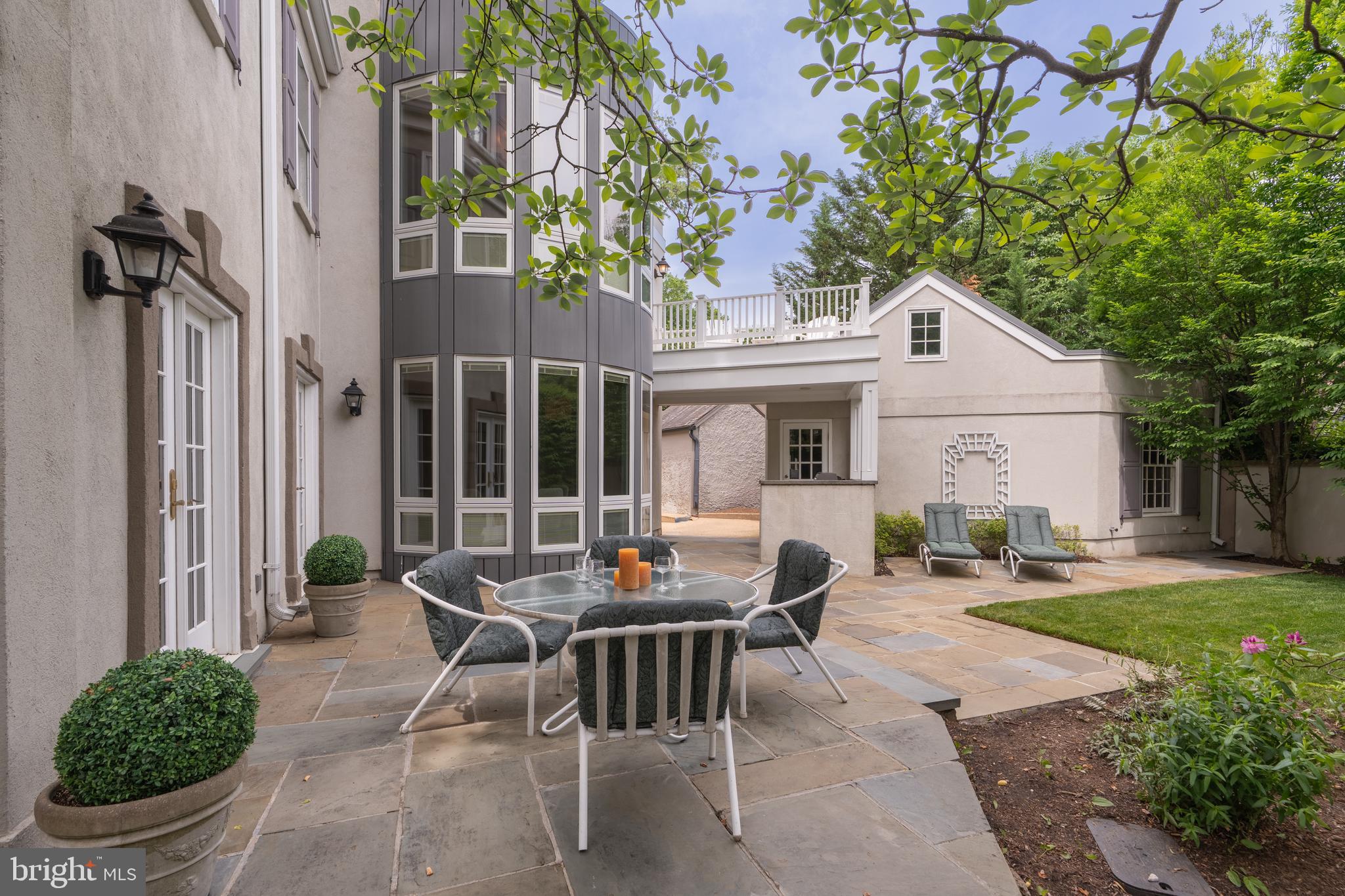 WESLEY HEIGHTS - Residential