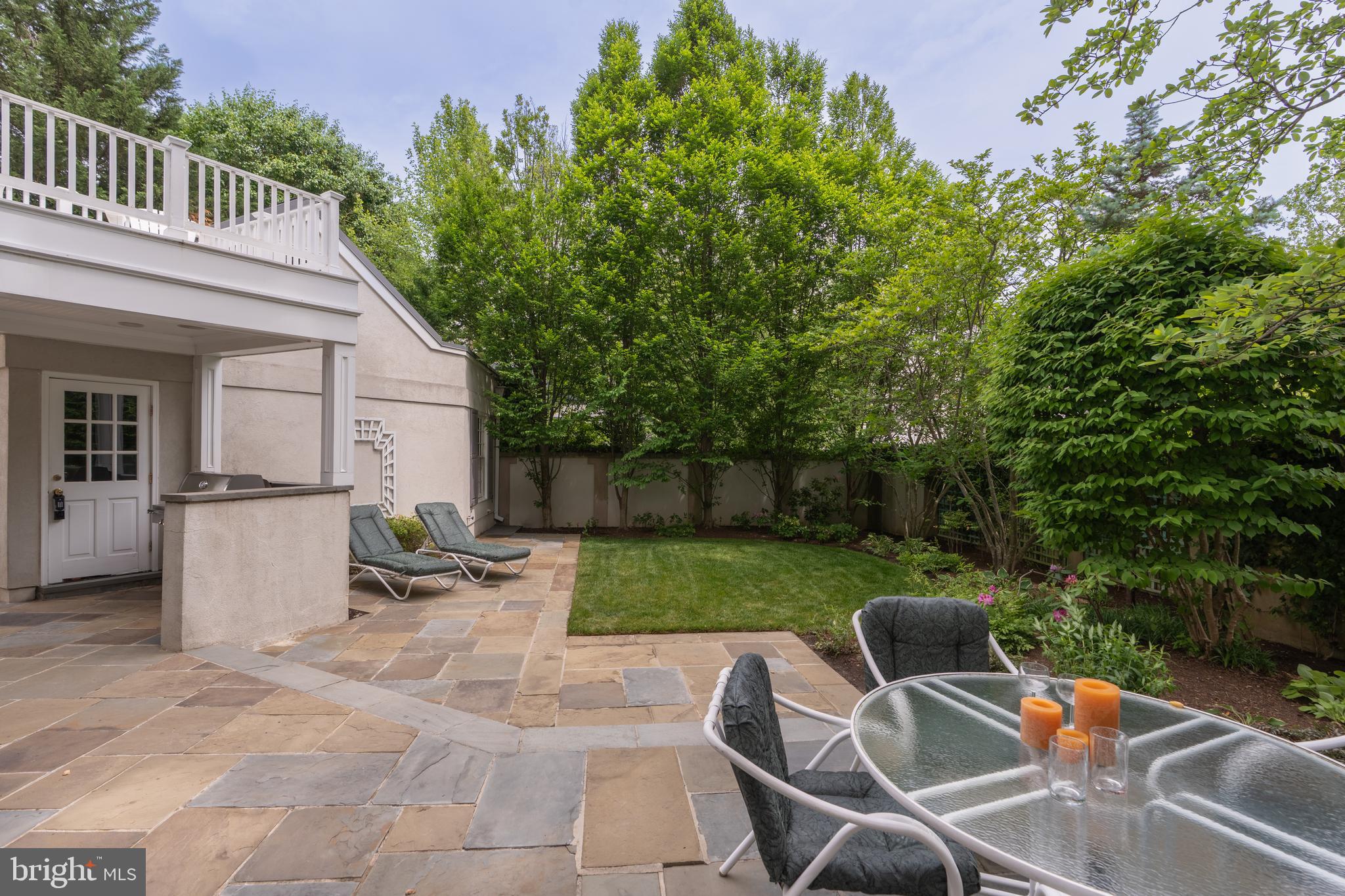 WESLEY HEIGHTS - Residential