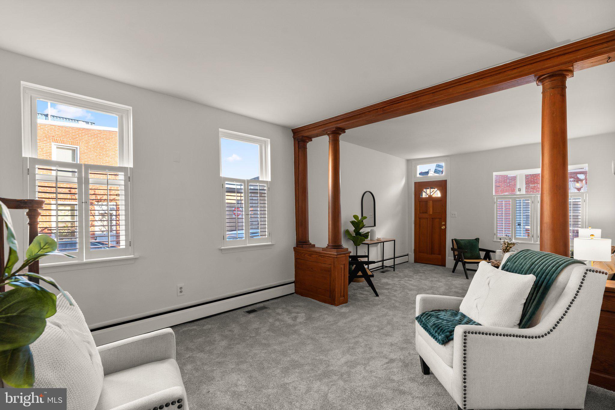 416 E CLEMENT STREET