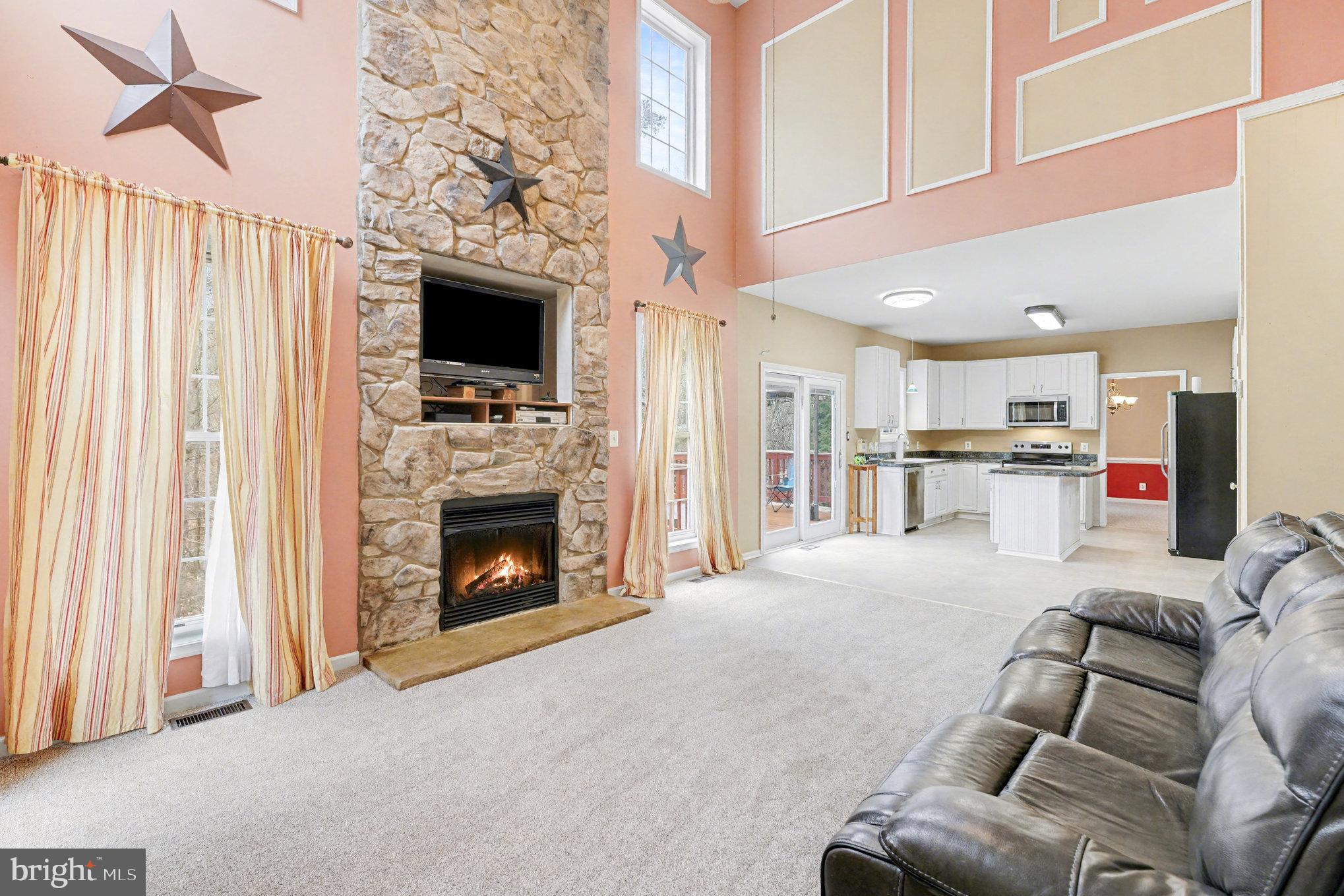 SALEM FIELDS - Residential