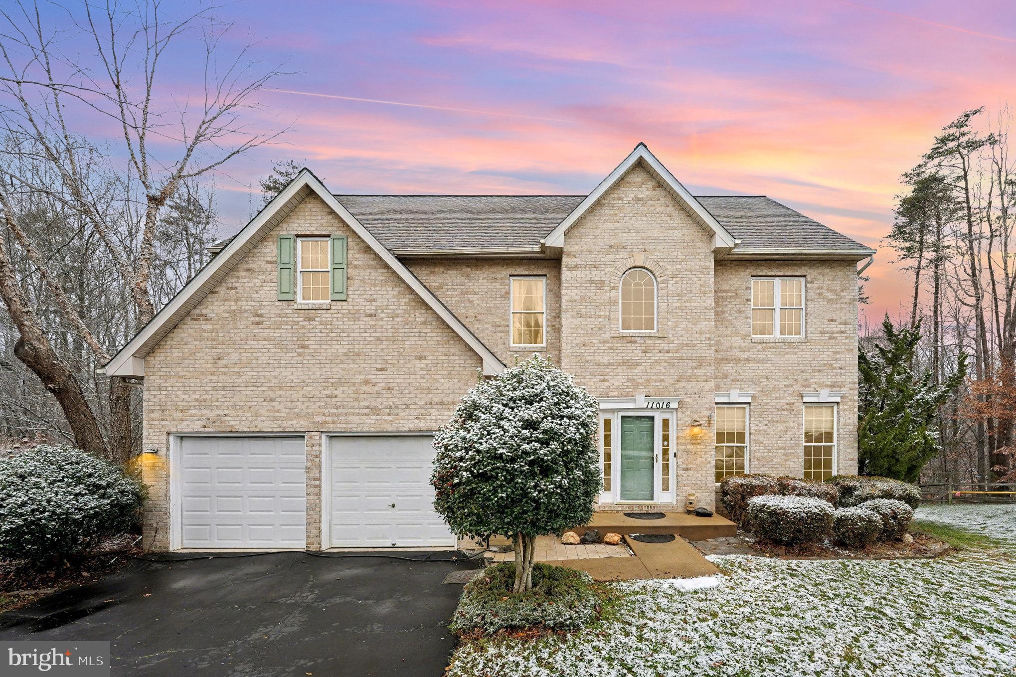 11016 N LAMONT COURT