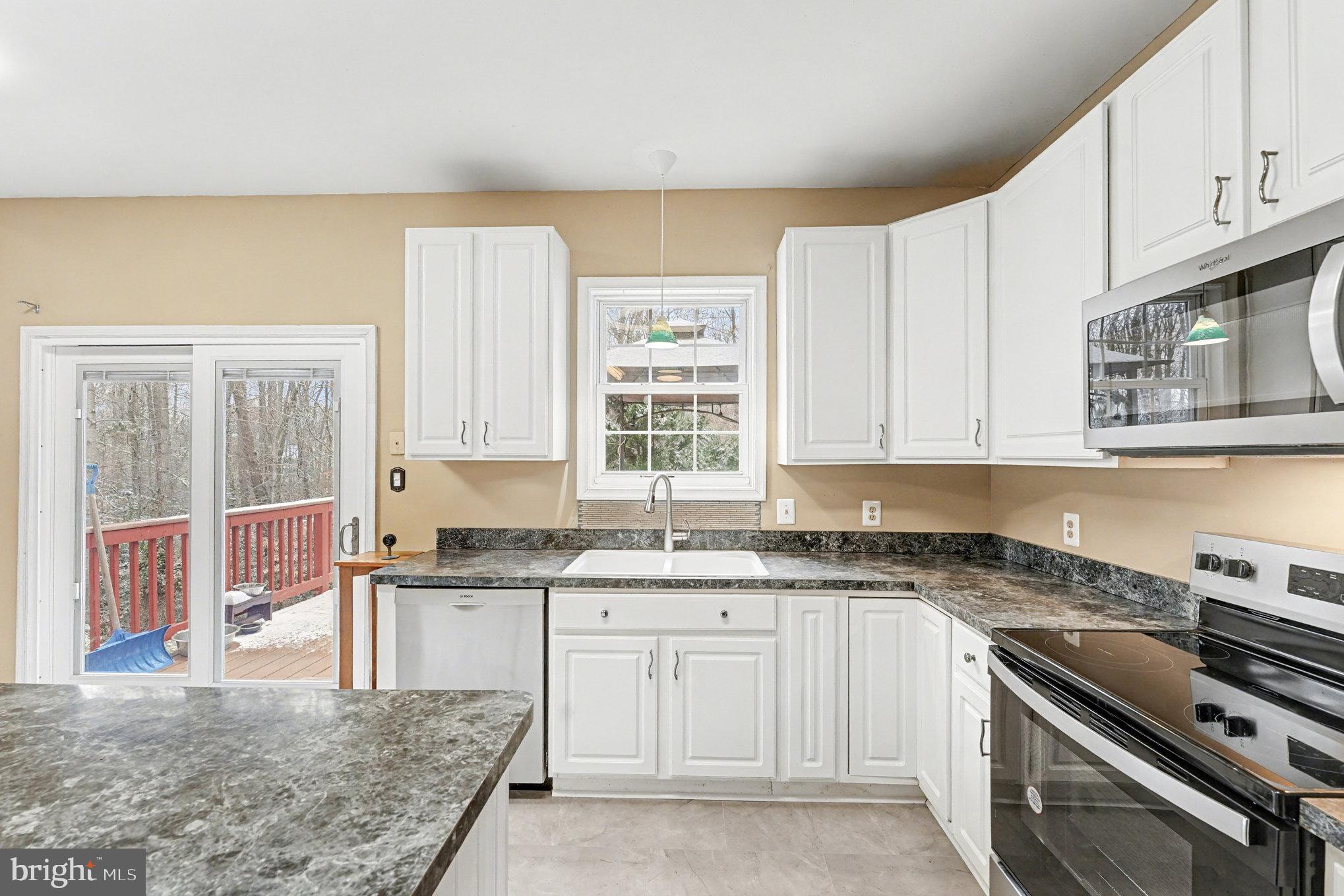 SALEM FIELDS - Residential