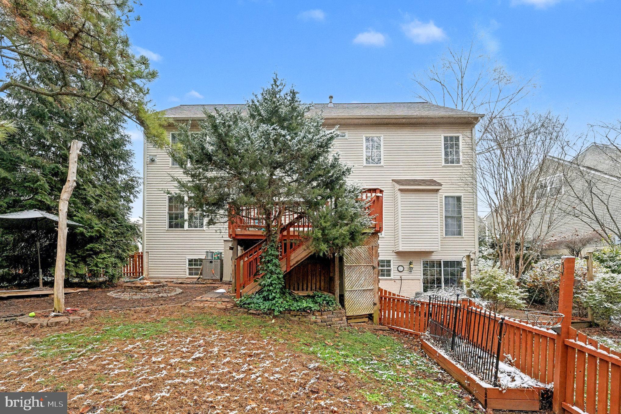 SALEM FIELDS - Residential