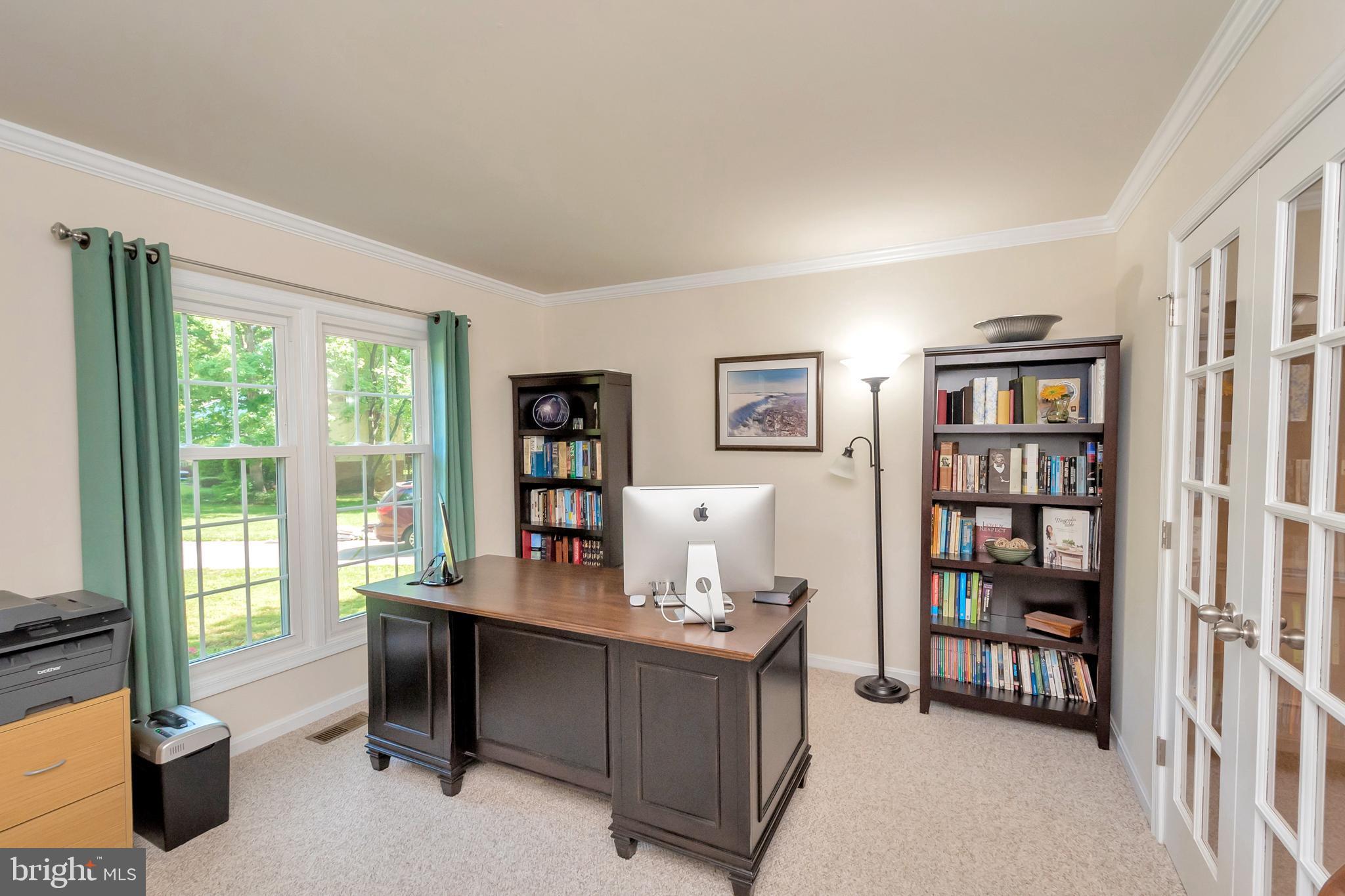 QUEEN'S MILL - Residential