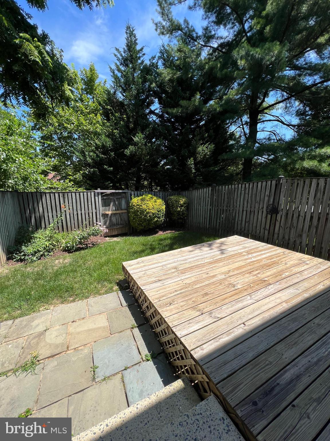 LONGMEAD - Residential Lease