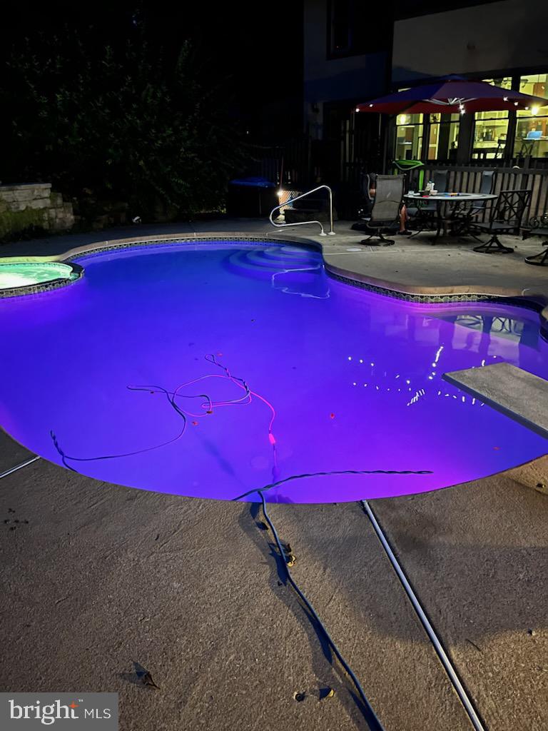 MEADOWDALE - Residential