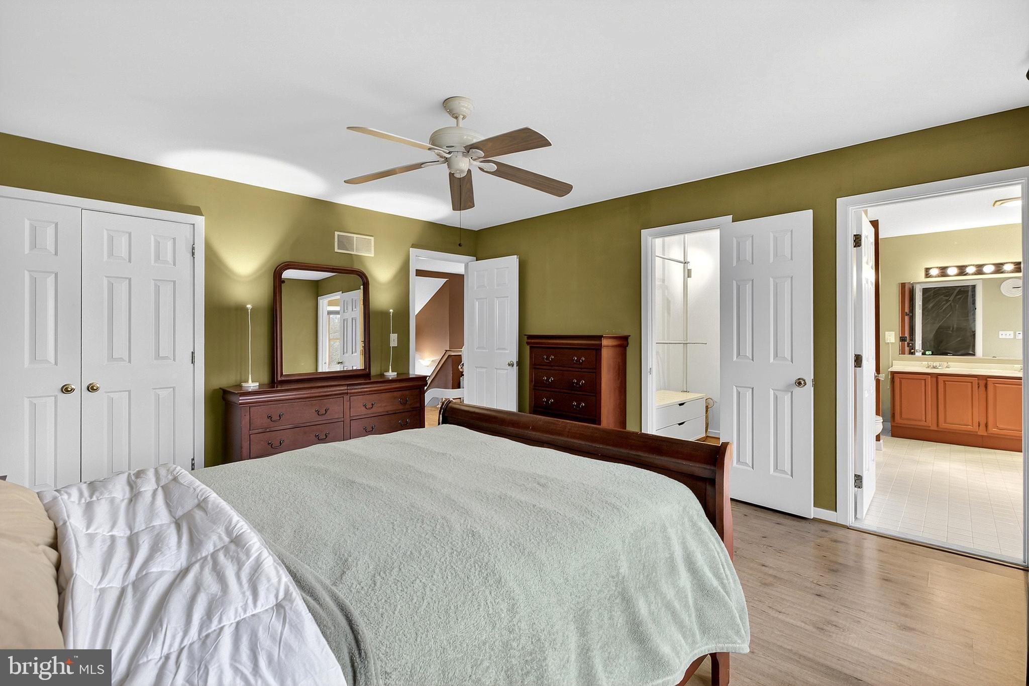 MEADOWDALE - Residential