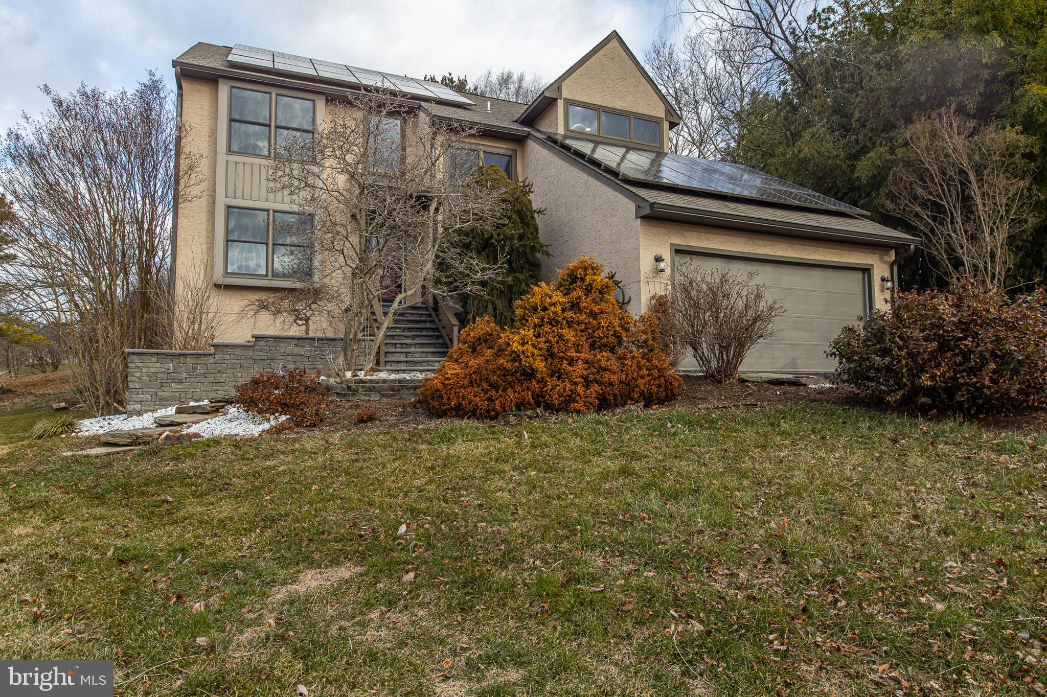 114 W CARDIFF COURT W