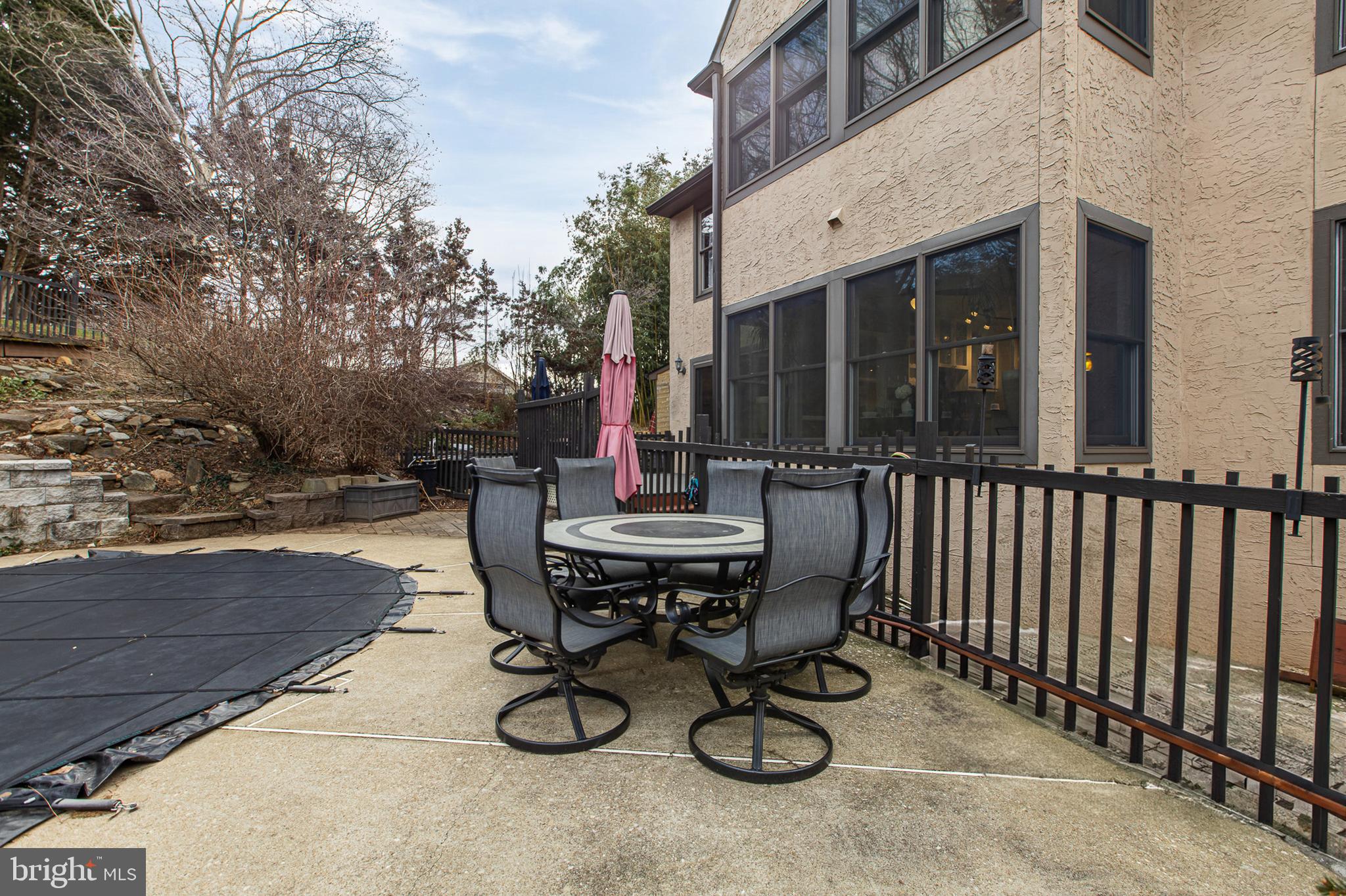 MEADOWDALE - Residential