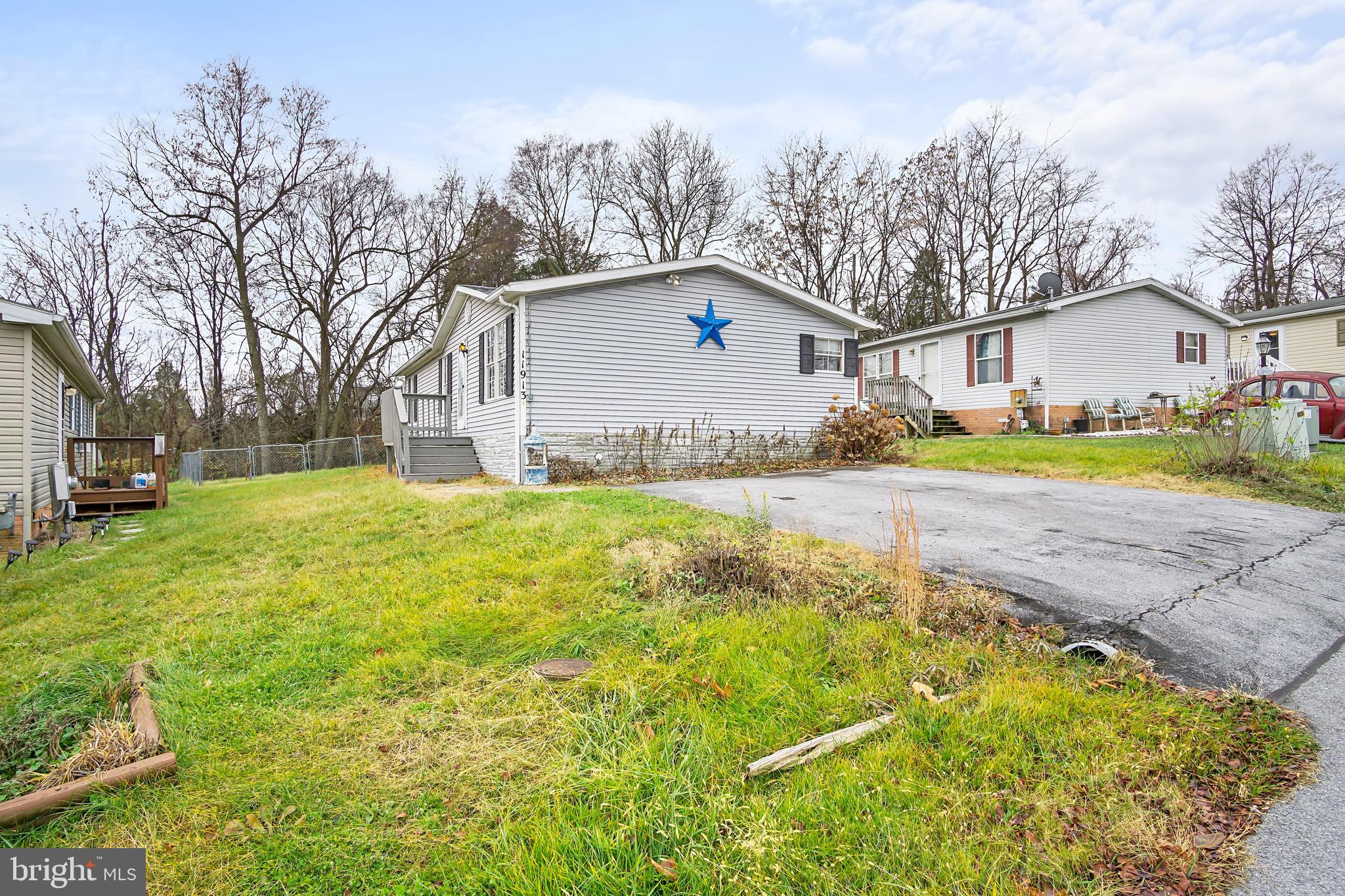 HIGHLAND MANOR - Residential