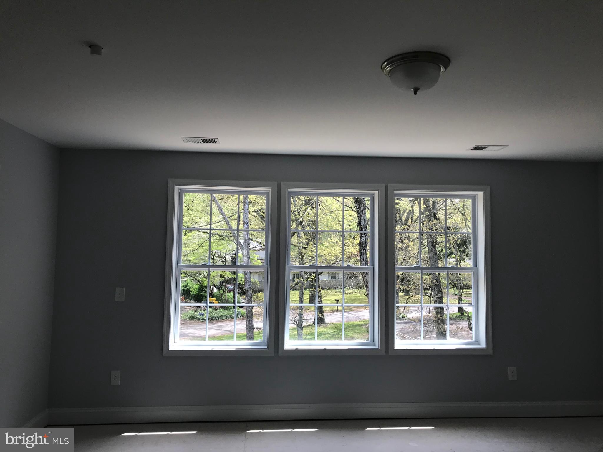 MAGOTHY PARK - Residential