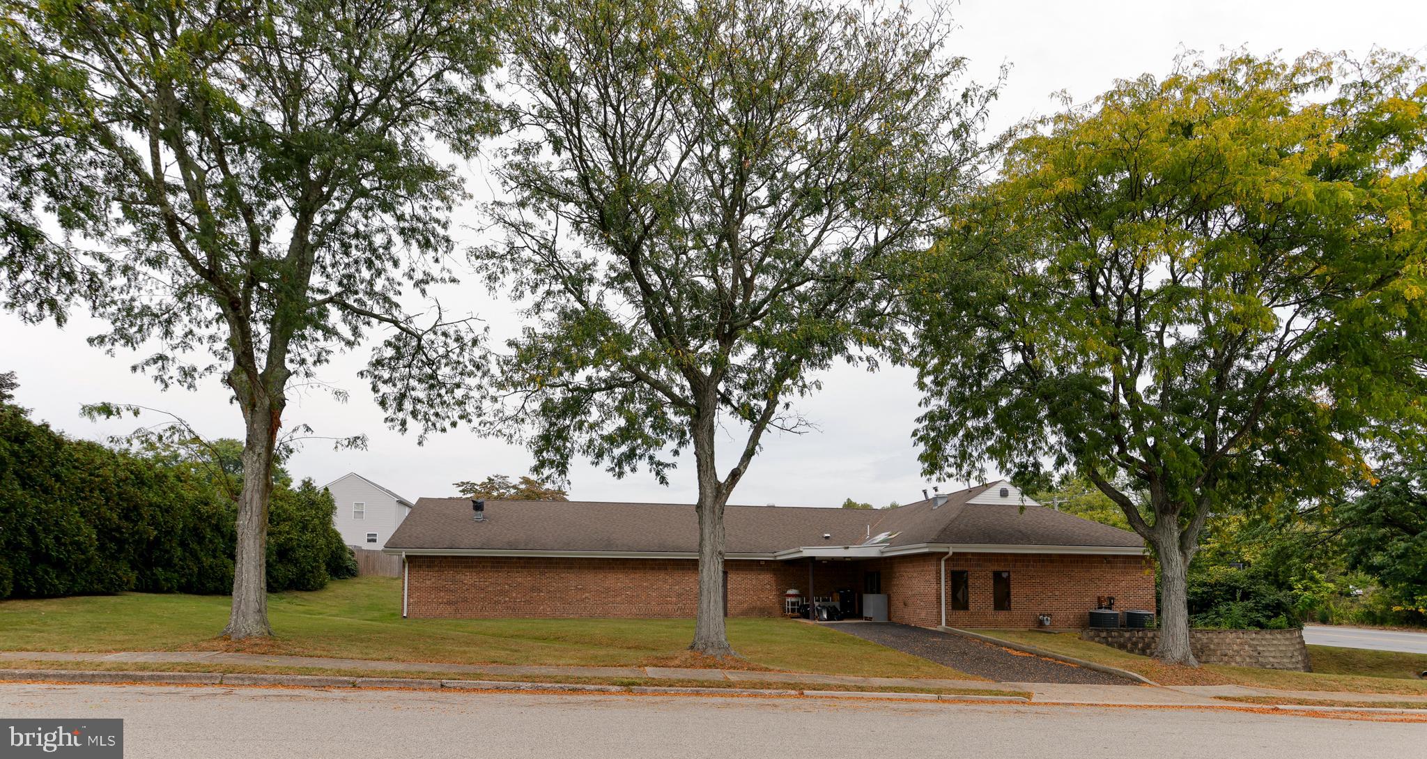 FOLSOM - Commercial Sale