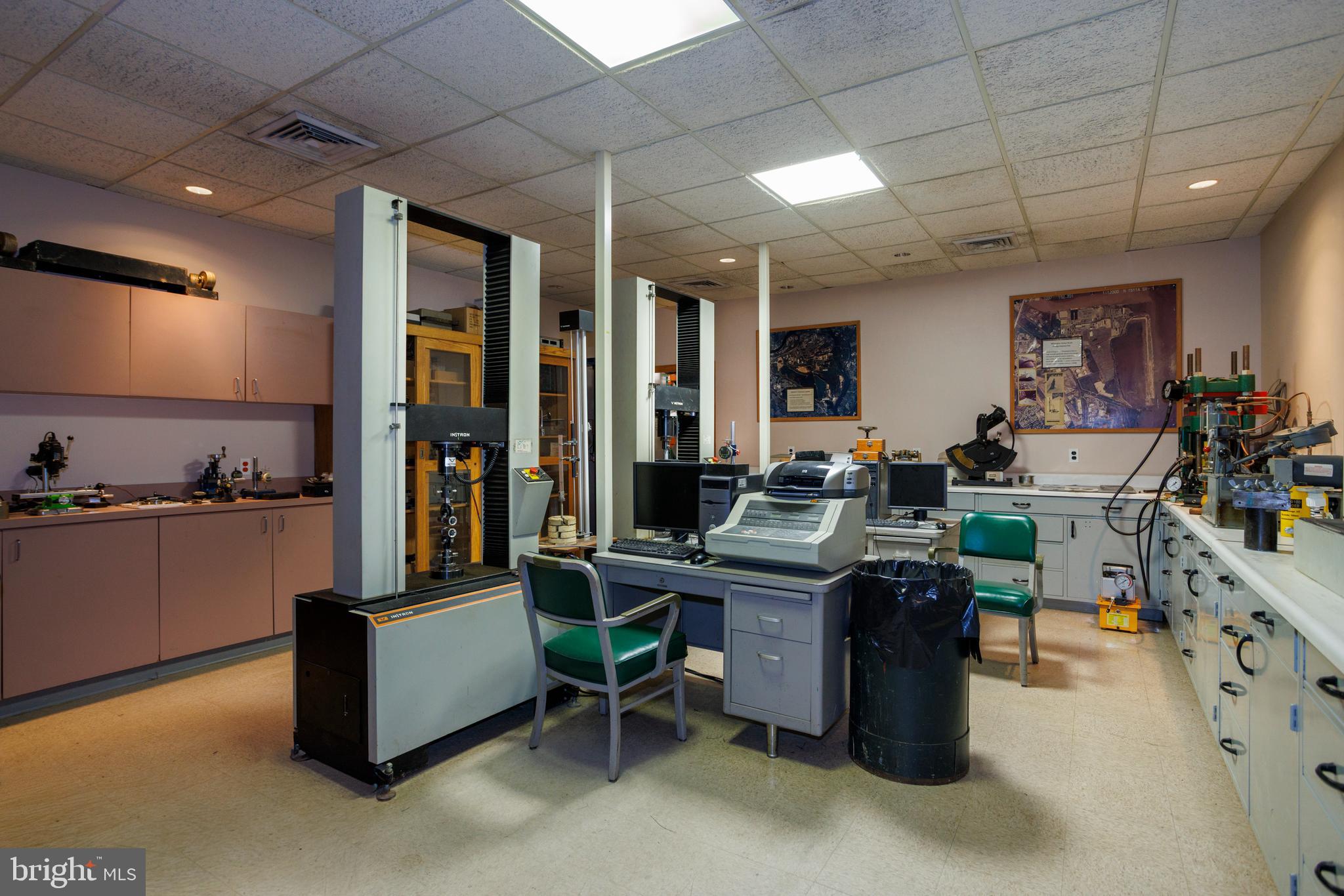 FOLSOM - Commercial Sale