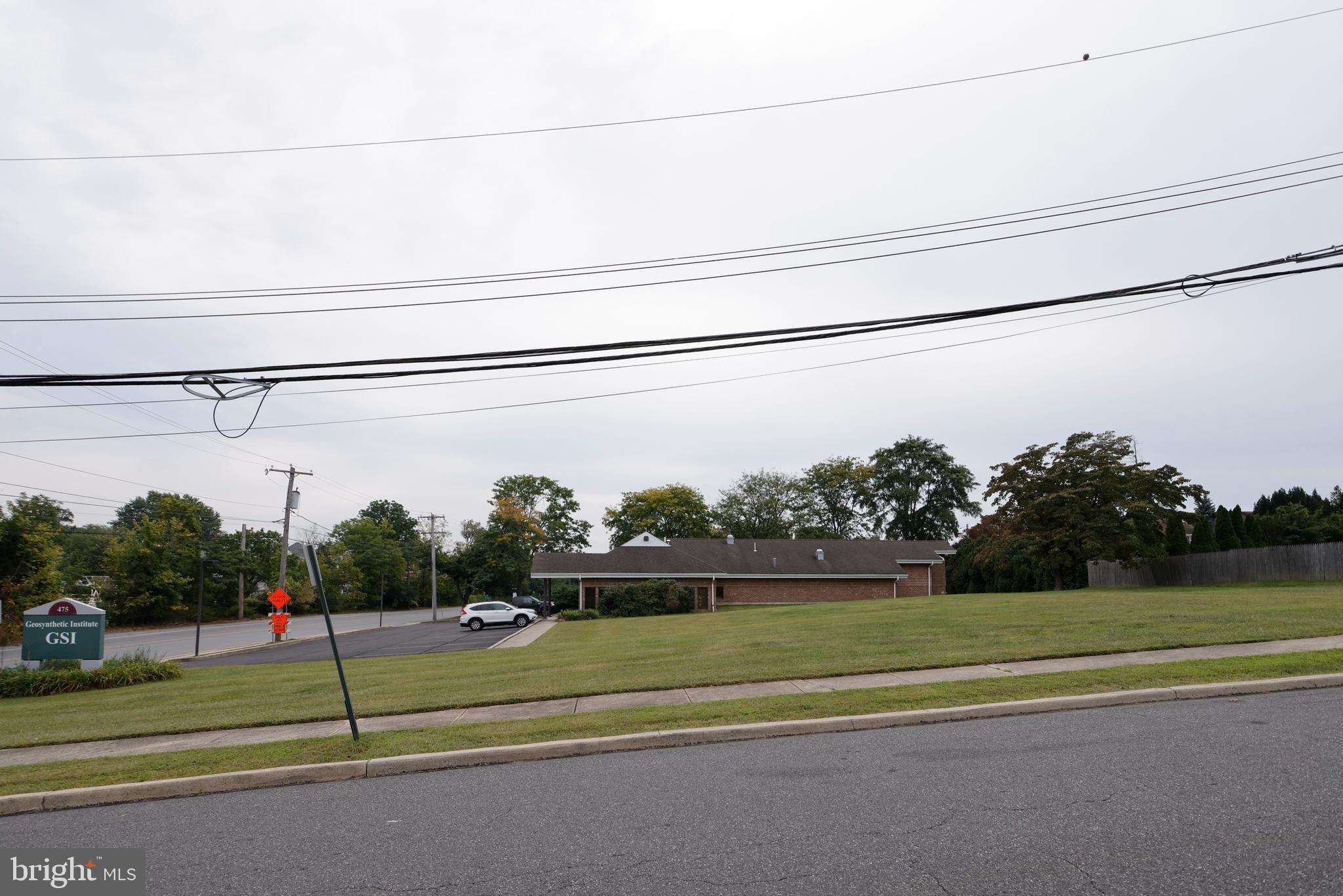 FOLSOM - Commercial Sale