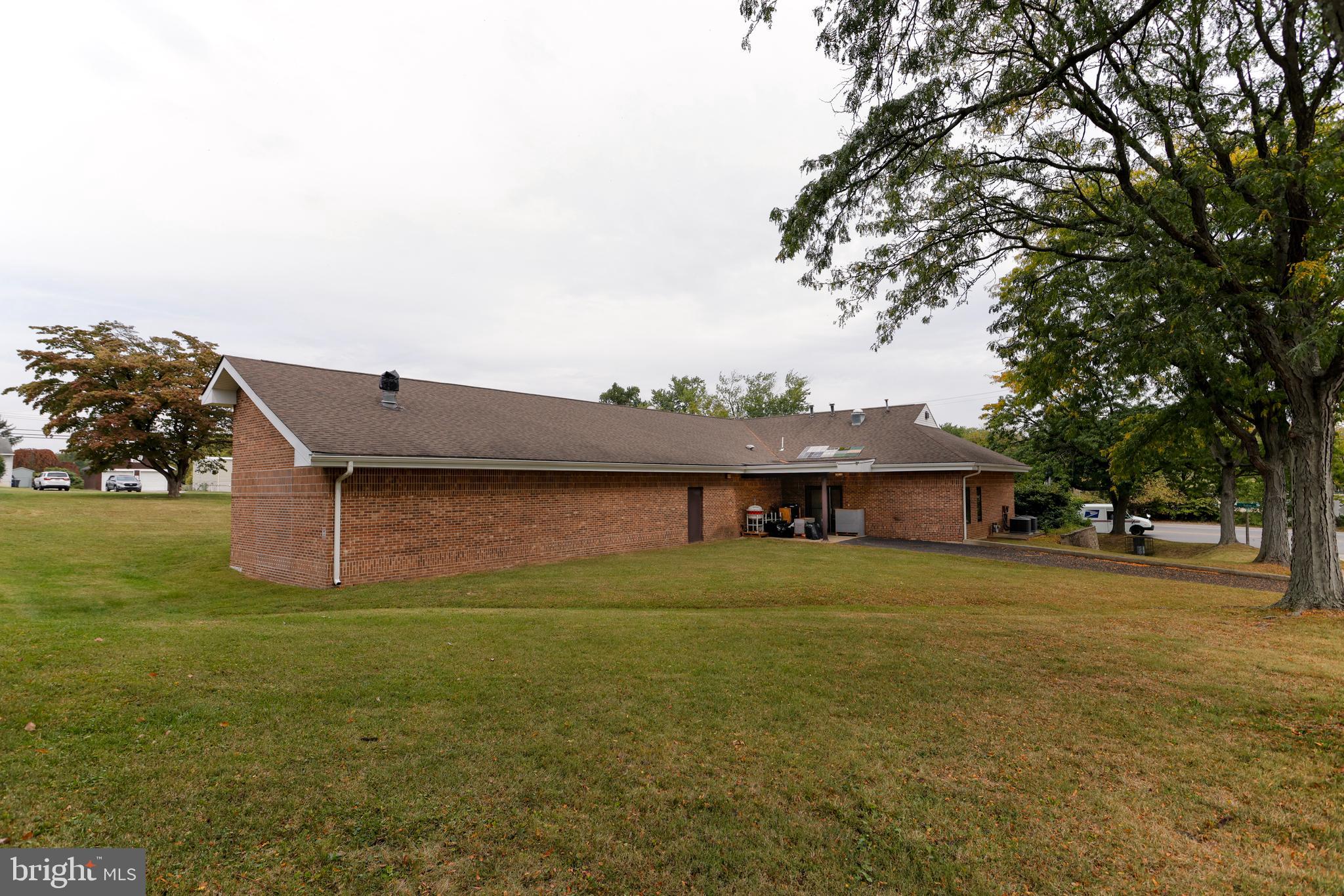 FOLSOM - Commercial Sale