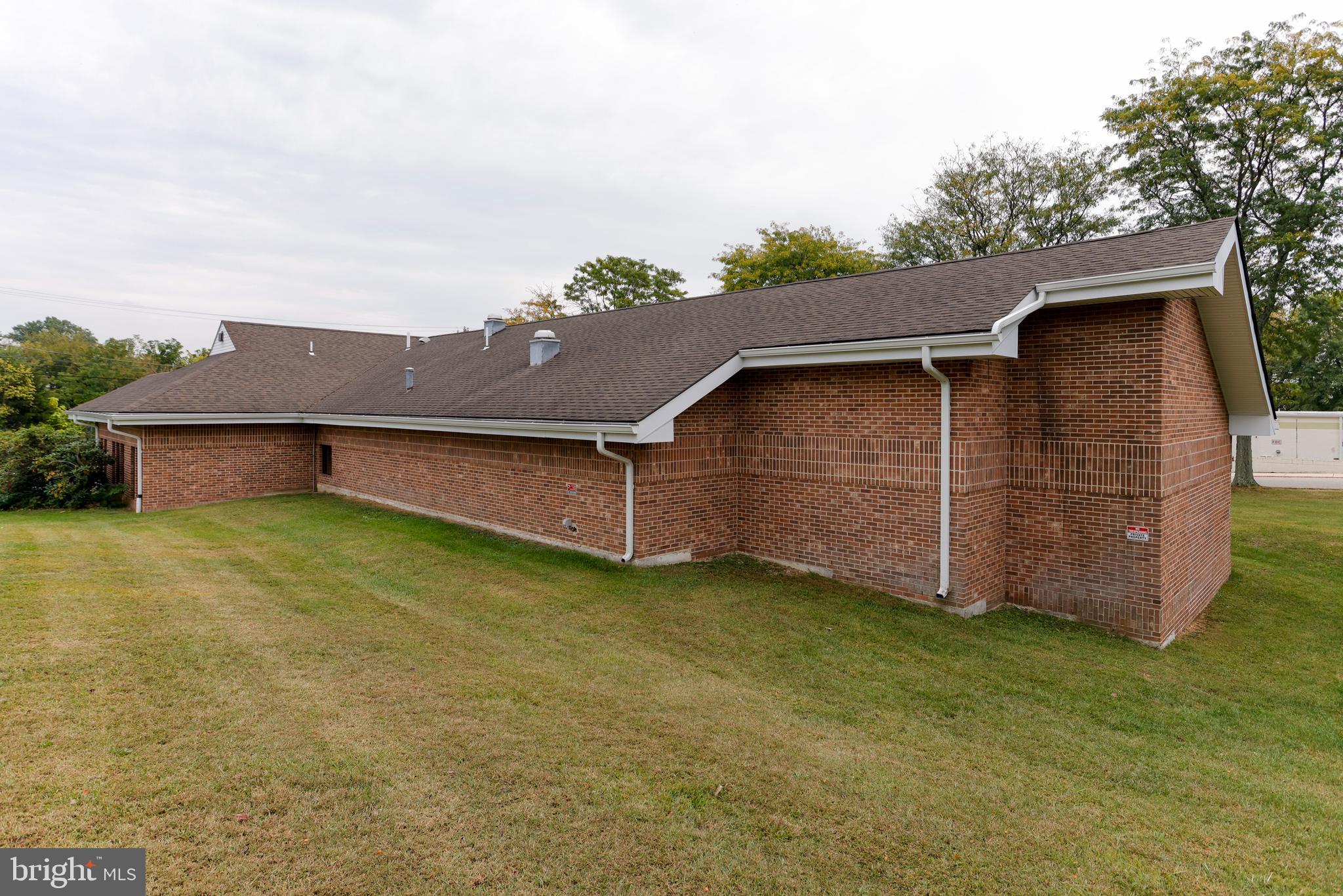 FOLSOM - Commercial Sale