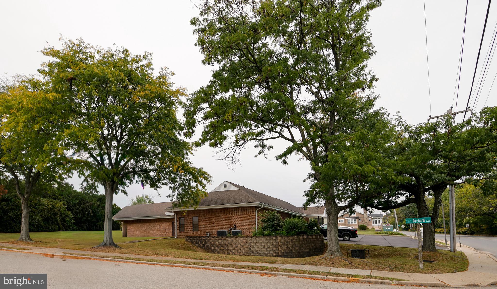 FOLSOM - Commercial Sale