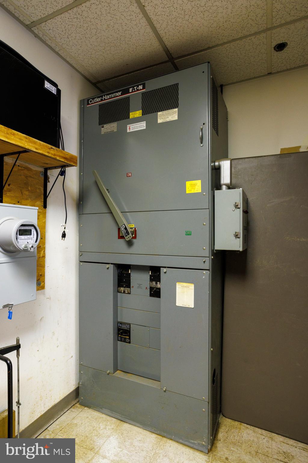 FOLSOM - Commercial Sale