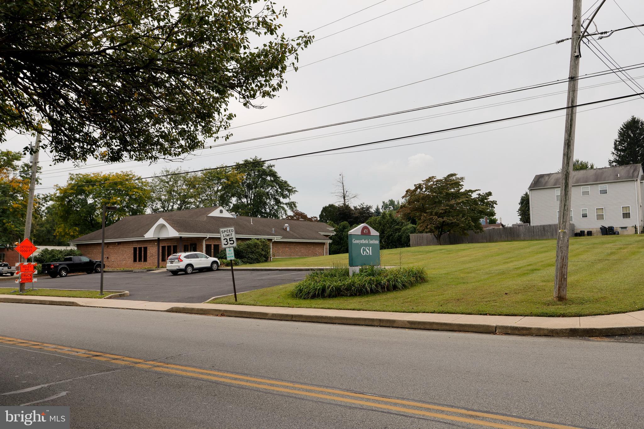 FOLSOM - Commercial Sale