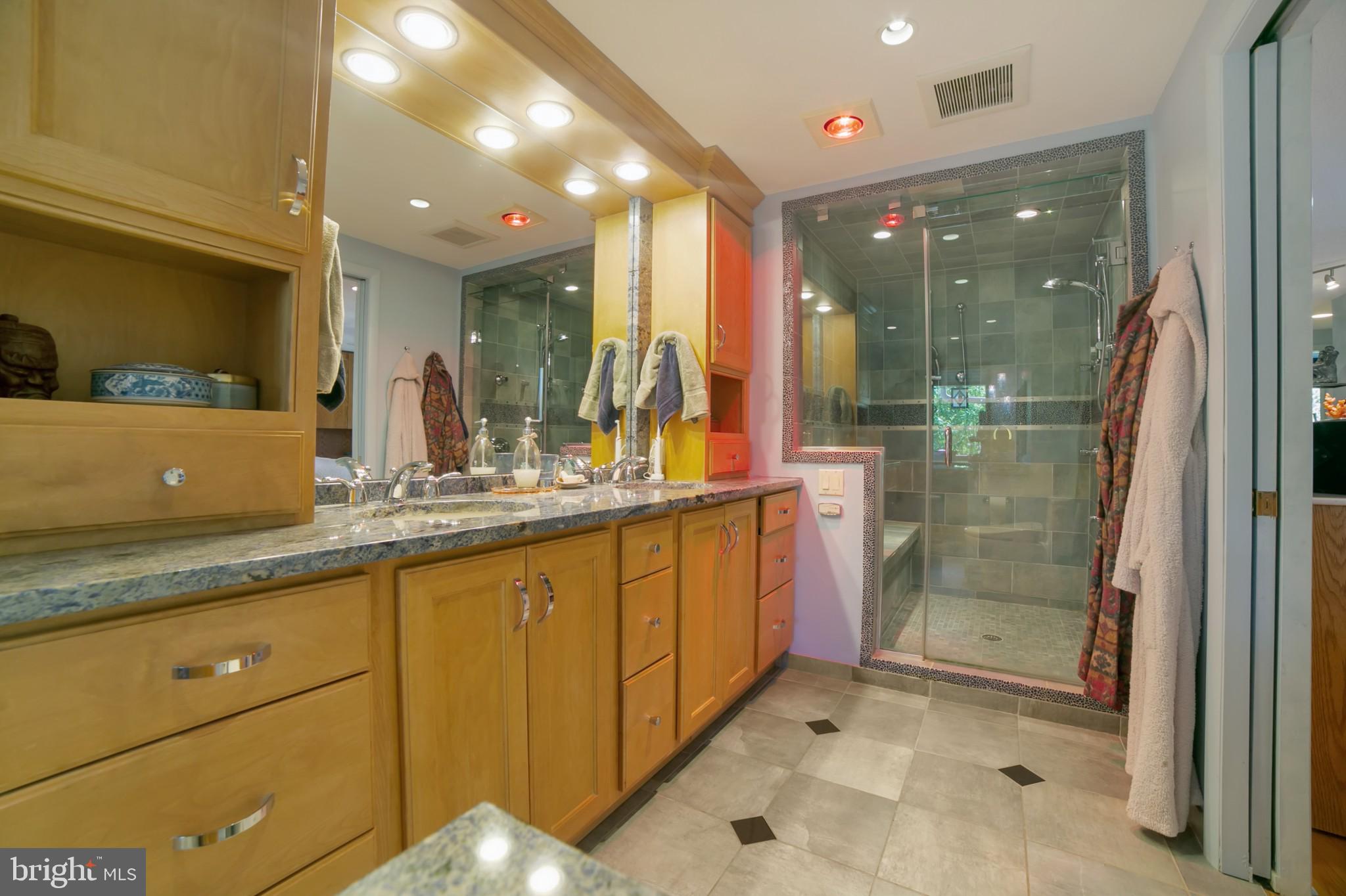 MEADOWBROOK - Residential