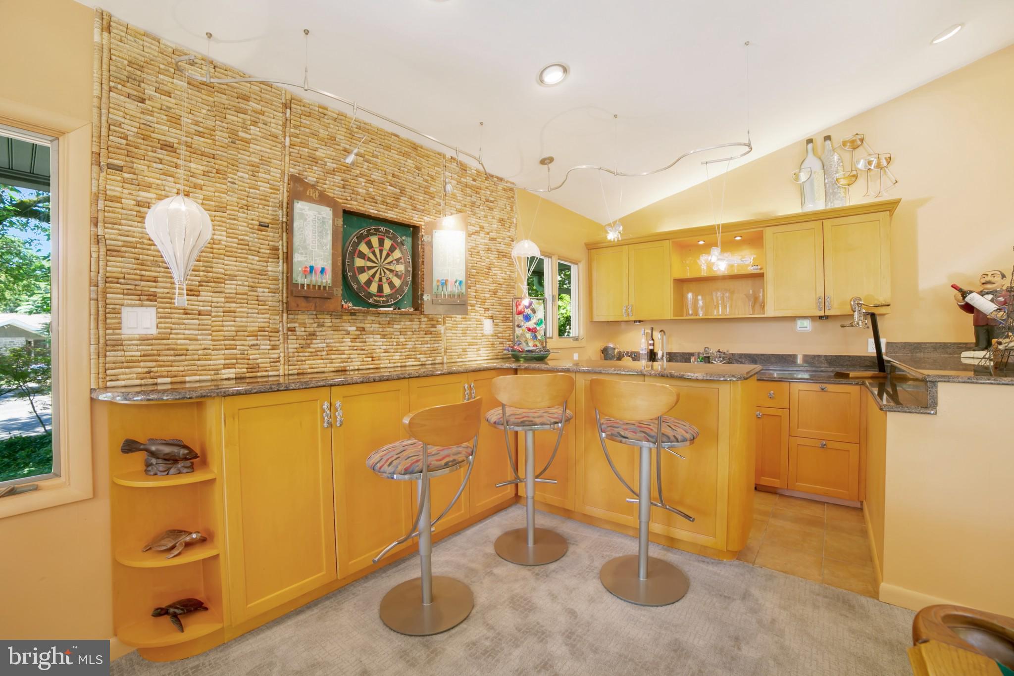 MEADOWBROOK - Residential