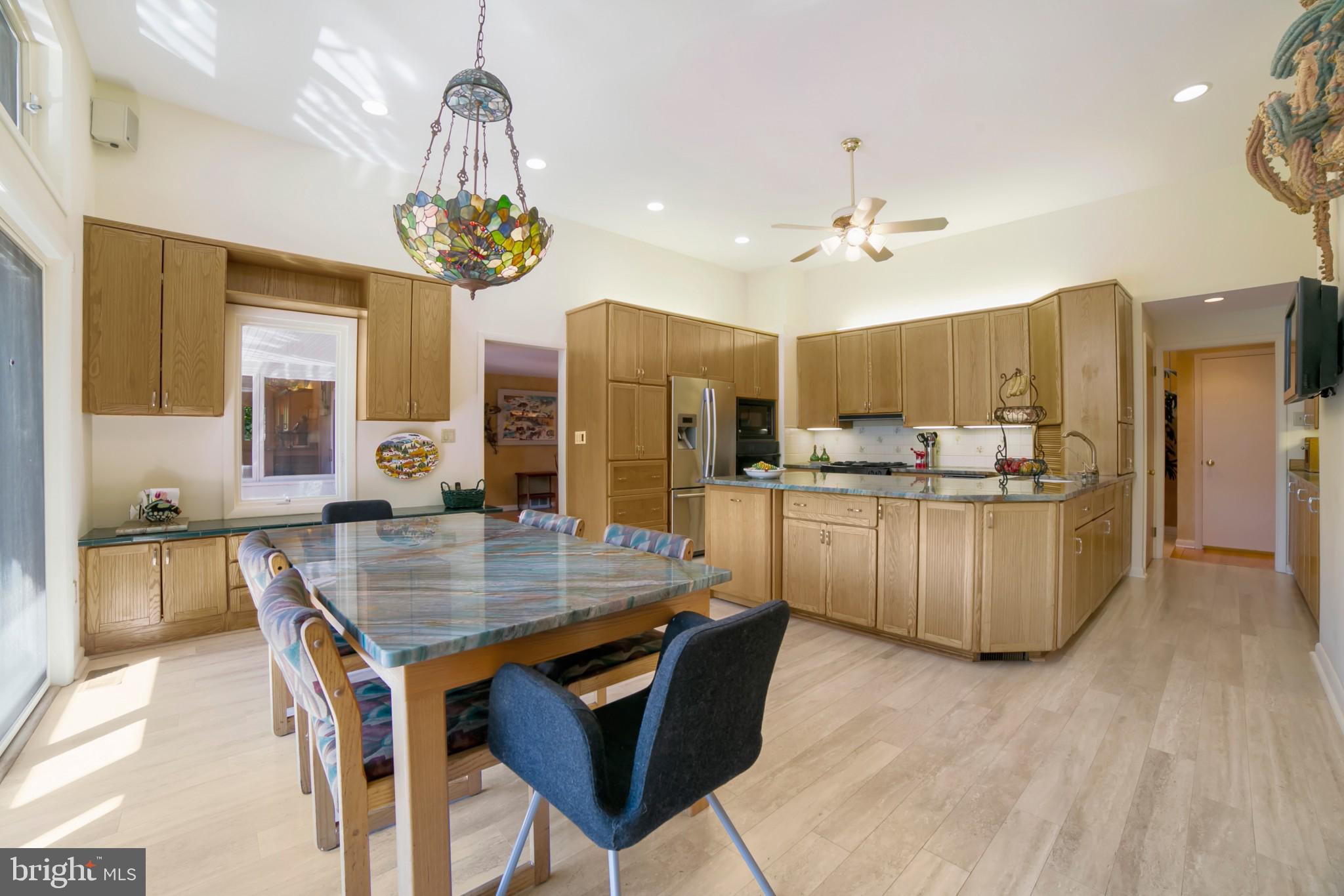 MEADOWBROOK - Residential