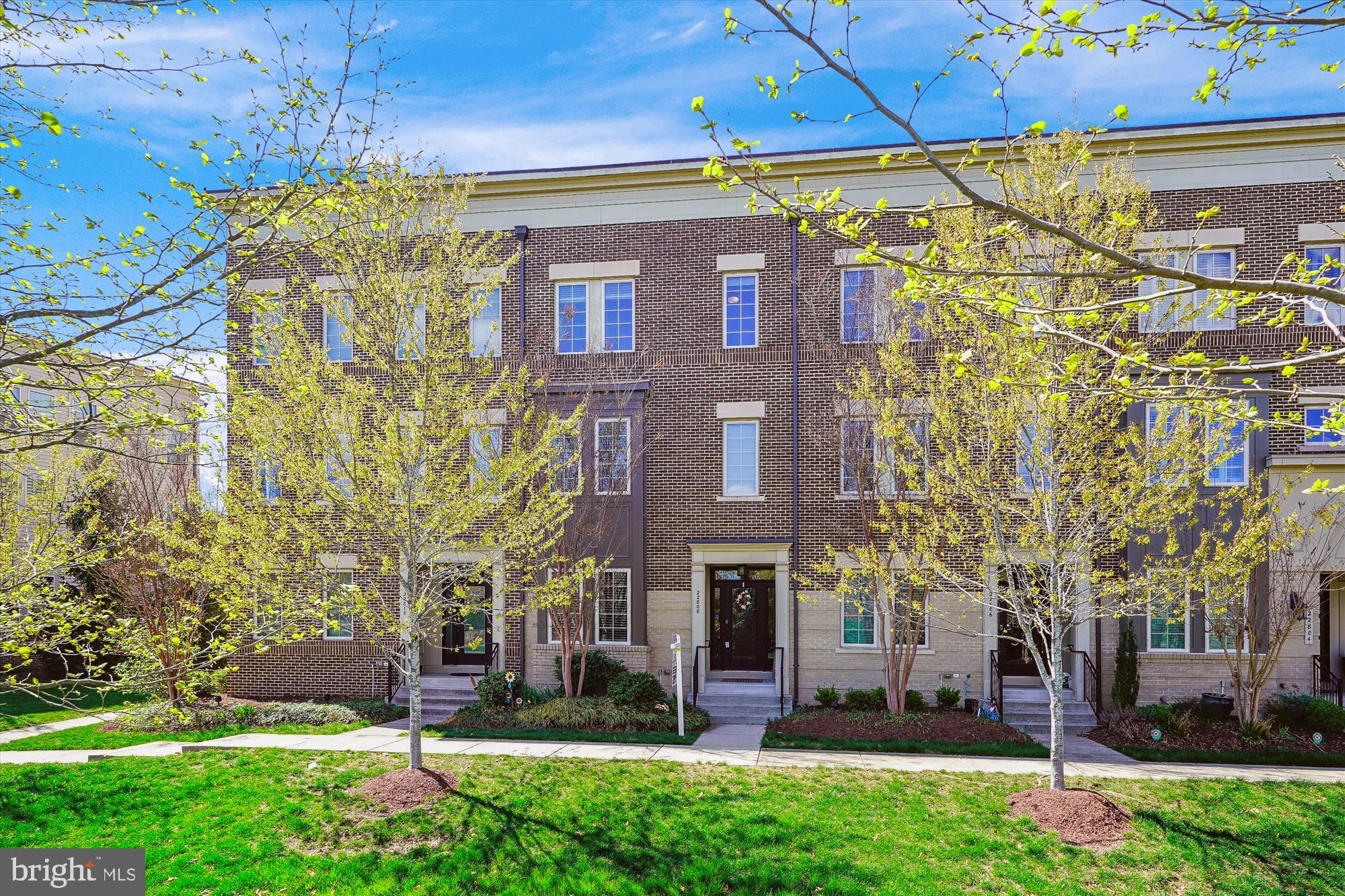 BRAMBLETON TOWN CENTER - Residential