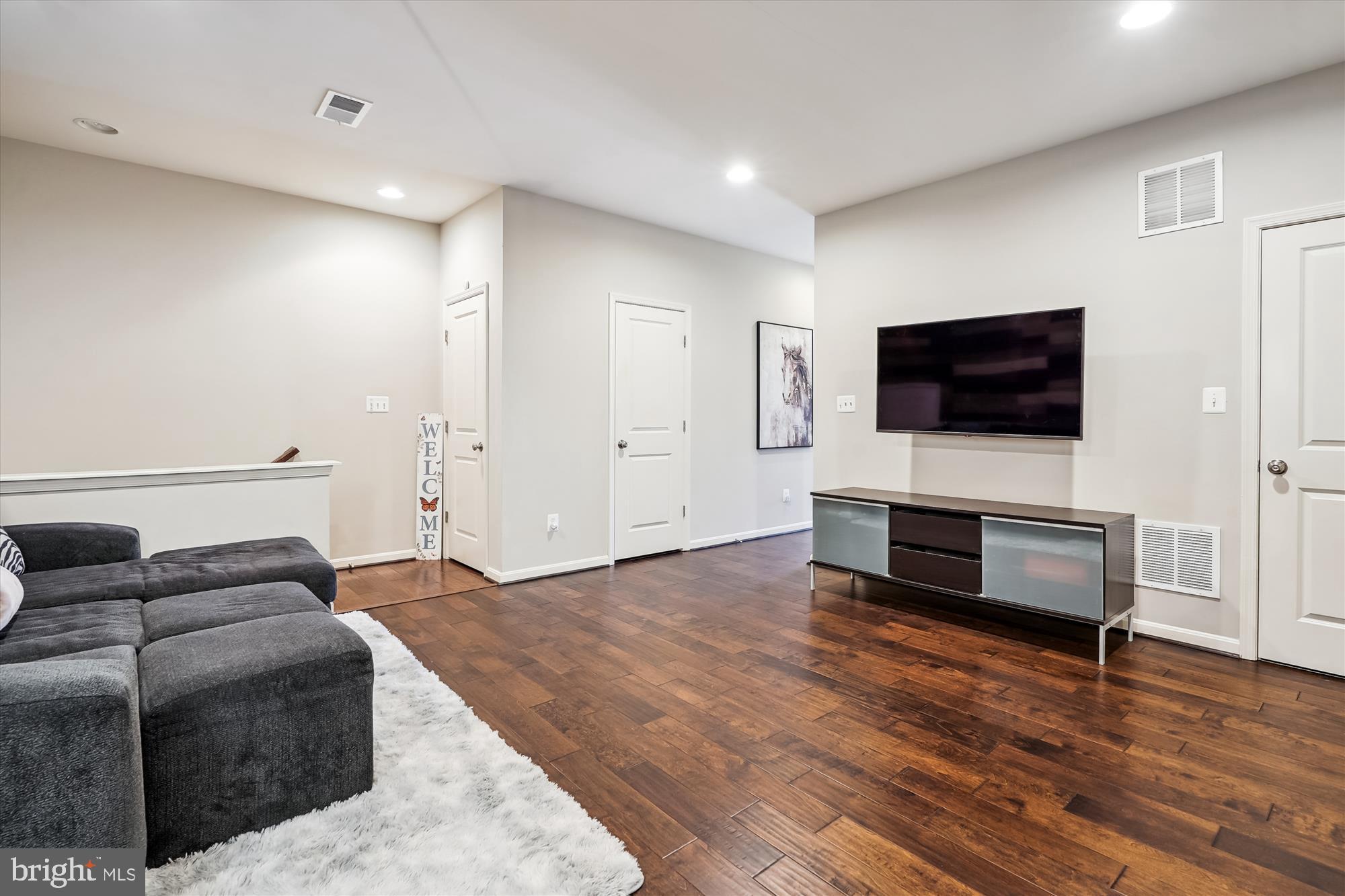 BRAMBLETON TOWN CENTER - Residential