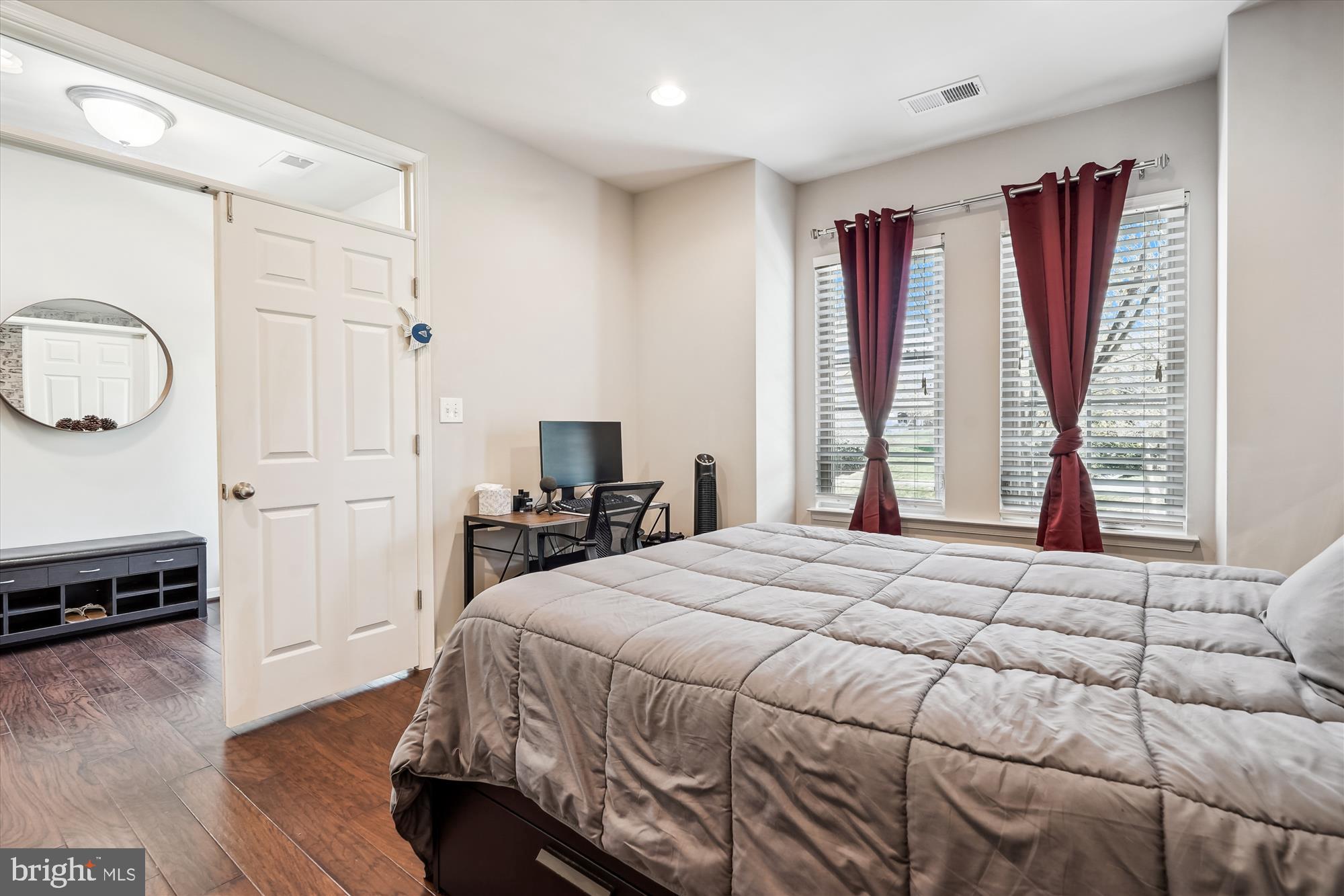 BRAMBLETON TOWN CENTER - Residential