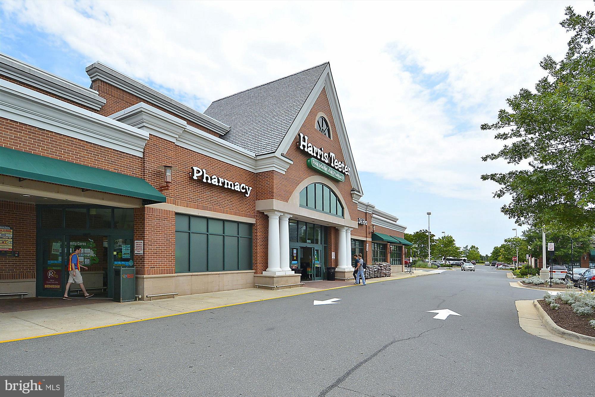 BRAMBLETON TOWN CENTER - Residential