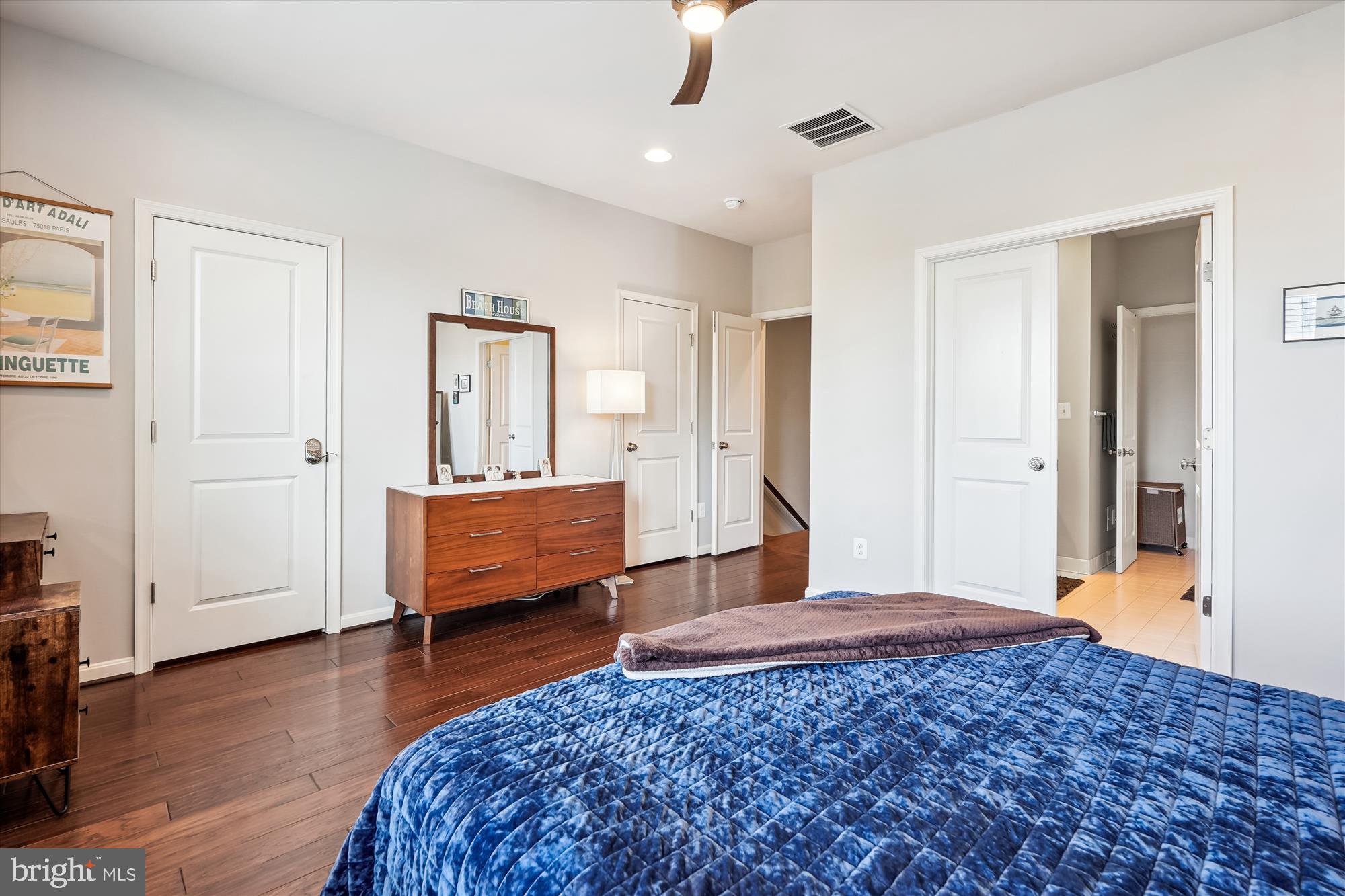 BRAMBLETON TOWN CENTER - Residential