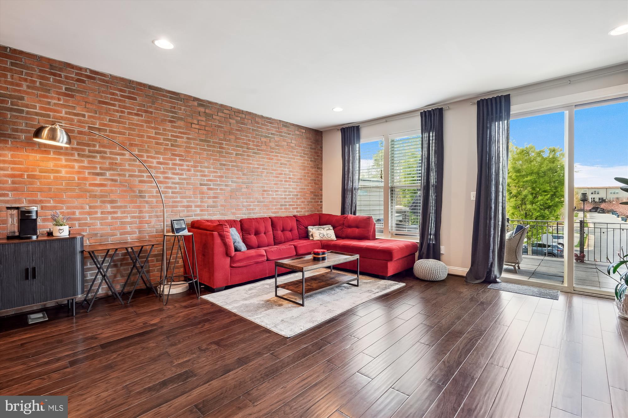 BRAMBLETON TOWN CENTER - Residential