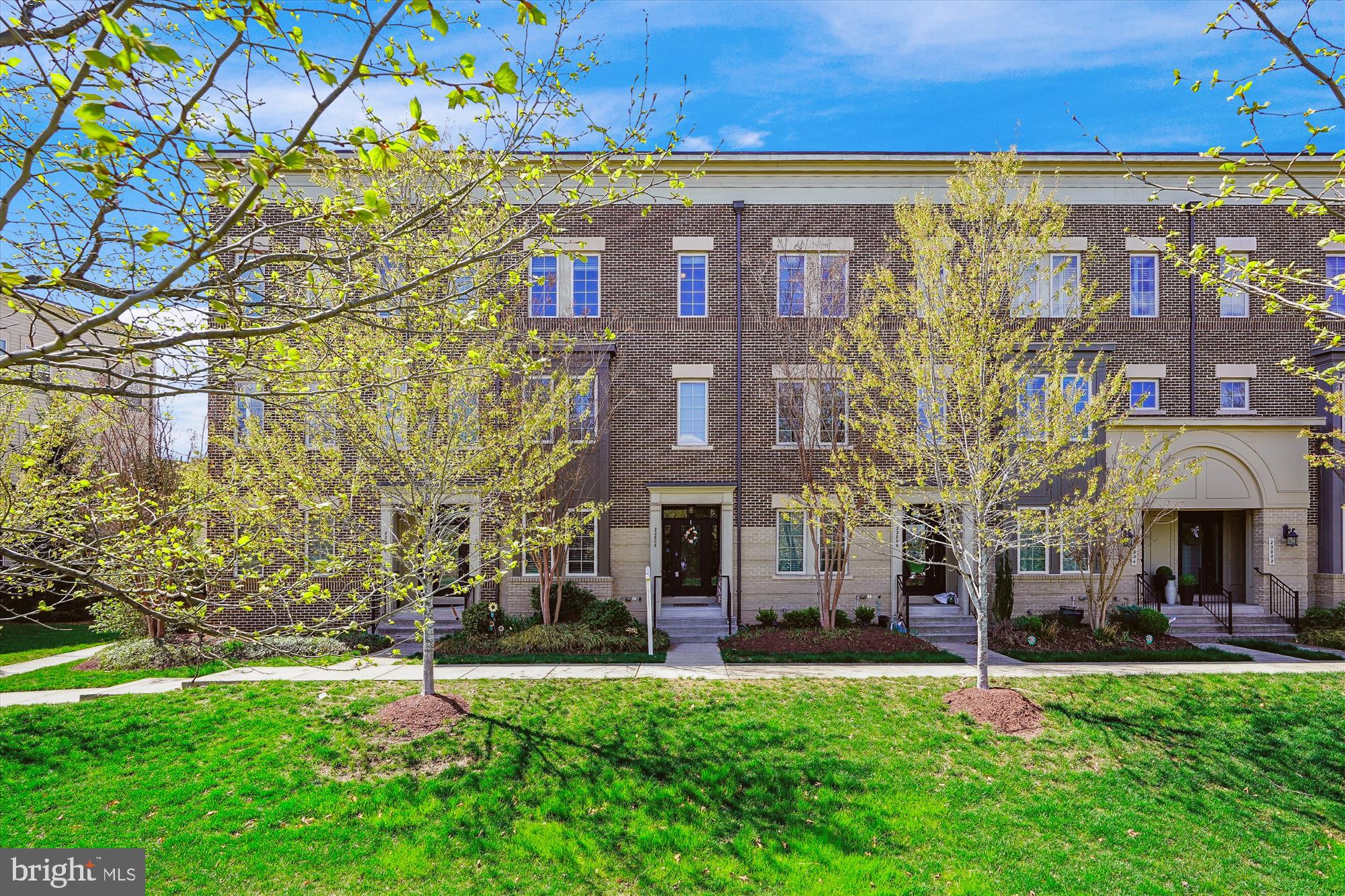 BRAMBLETON TOWN CENTER - Residential