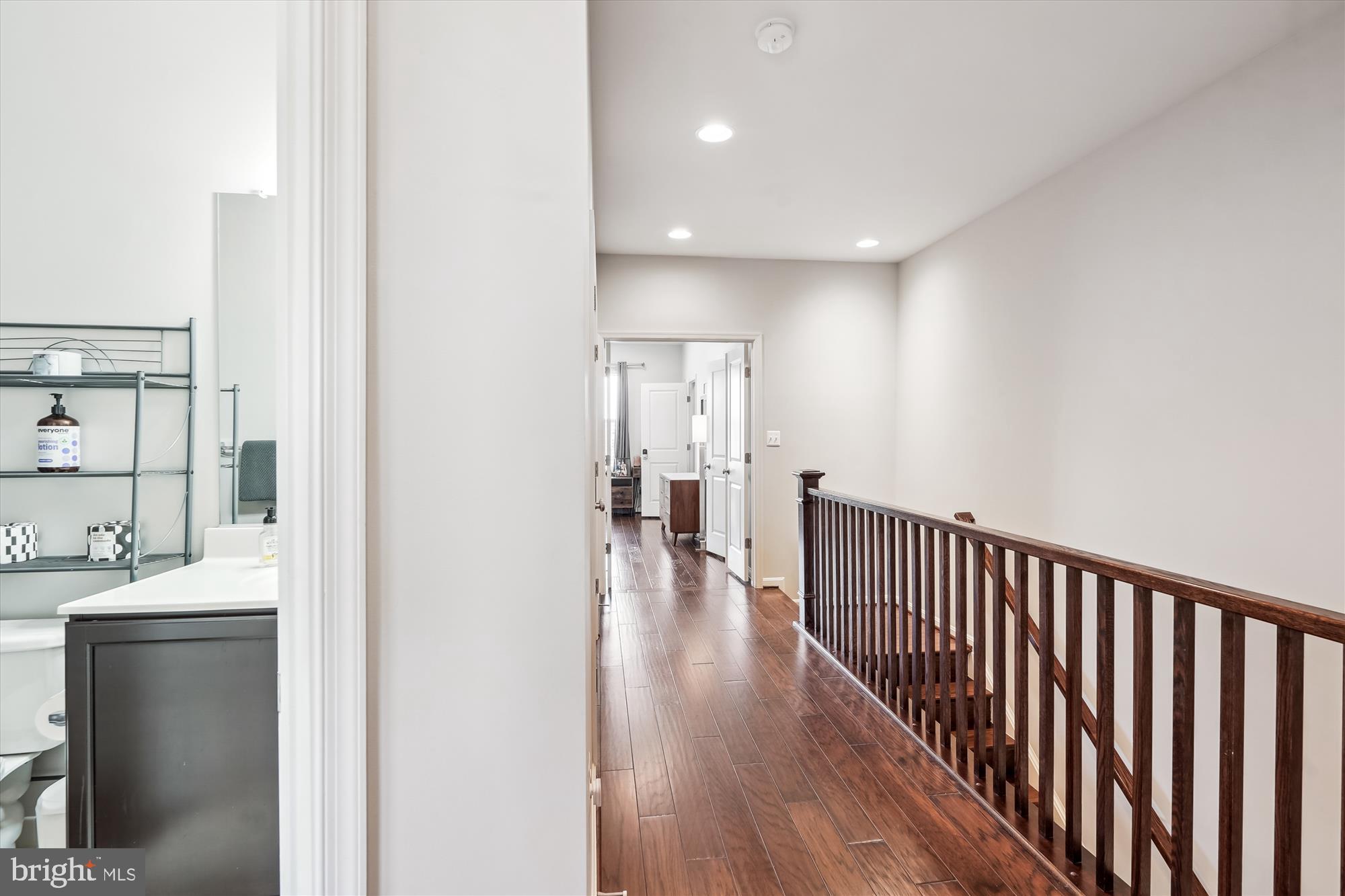 BRAMBLETON TOWN CENTER - Residential