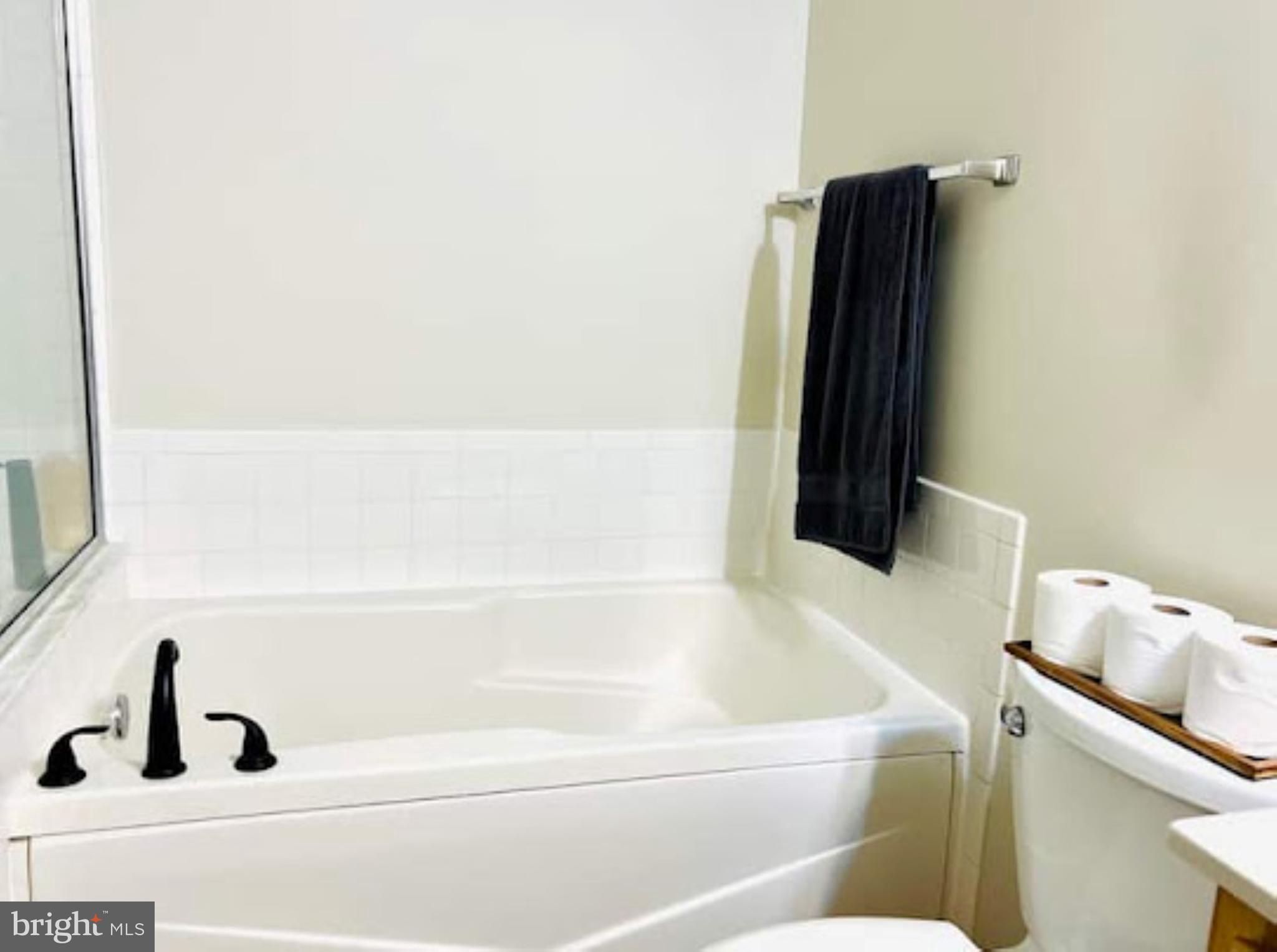 WOOD CREEK GOLF COMM - Residential