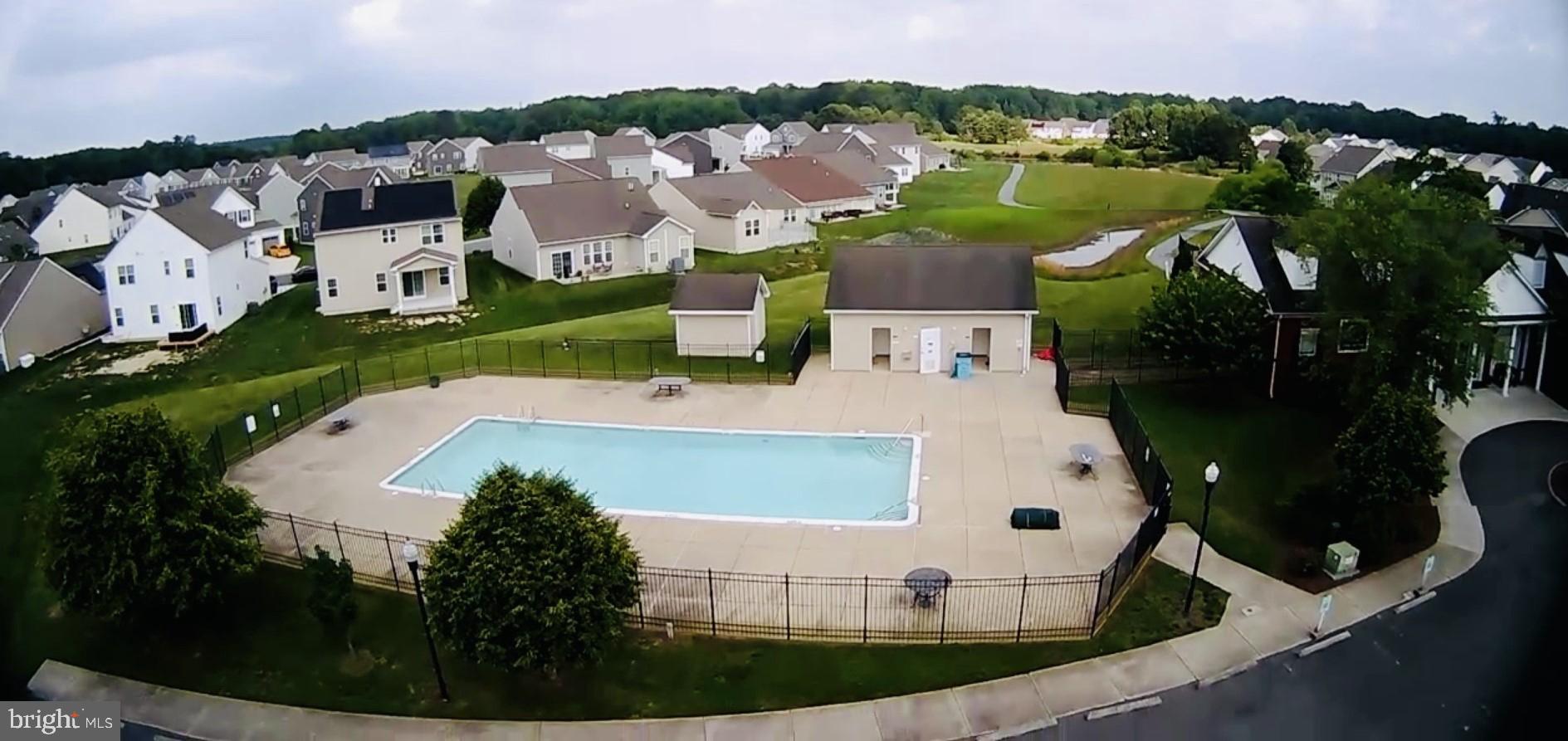 WOOD CREEK GOLF COMM - Residential