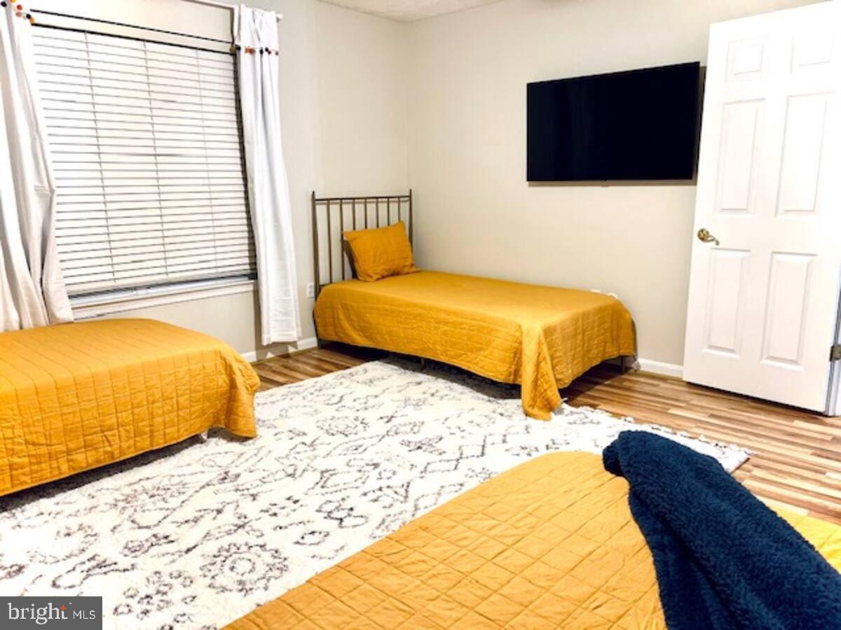 WOOD CREEK GOLF COMM - Residential