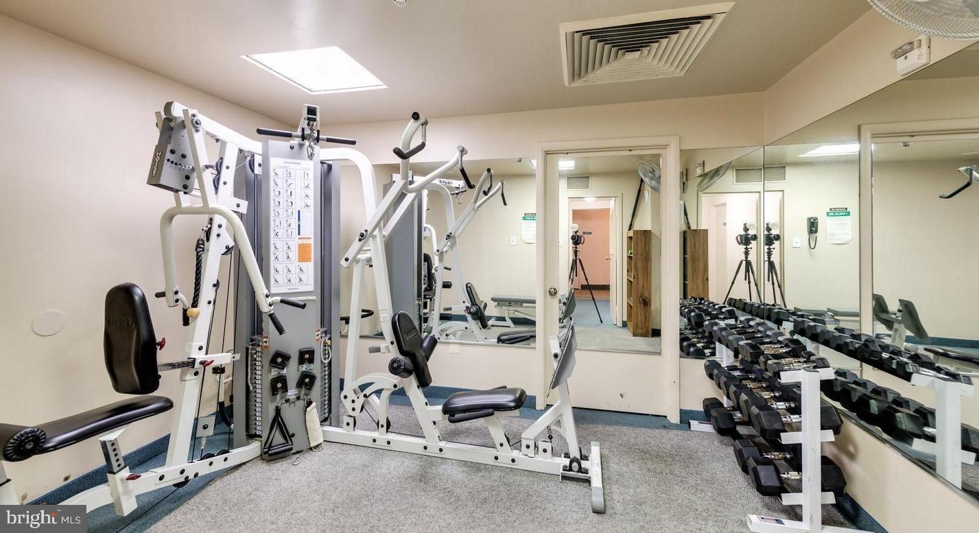 WESTLAKE PARK - Residential