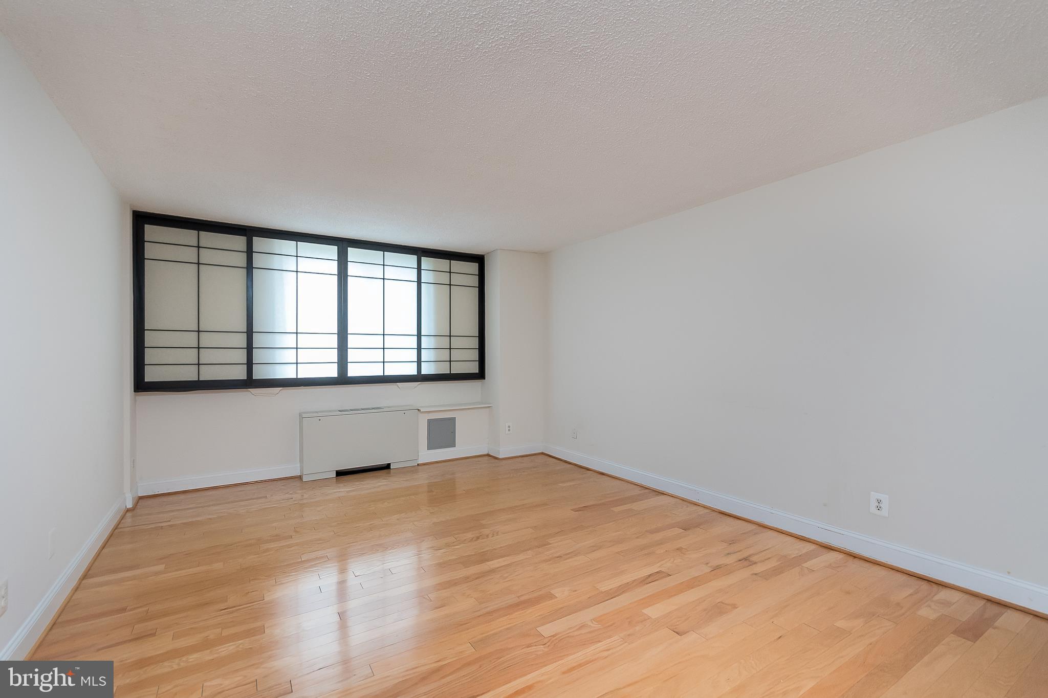 WESTLAKE PARK - Residential