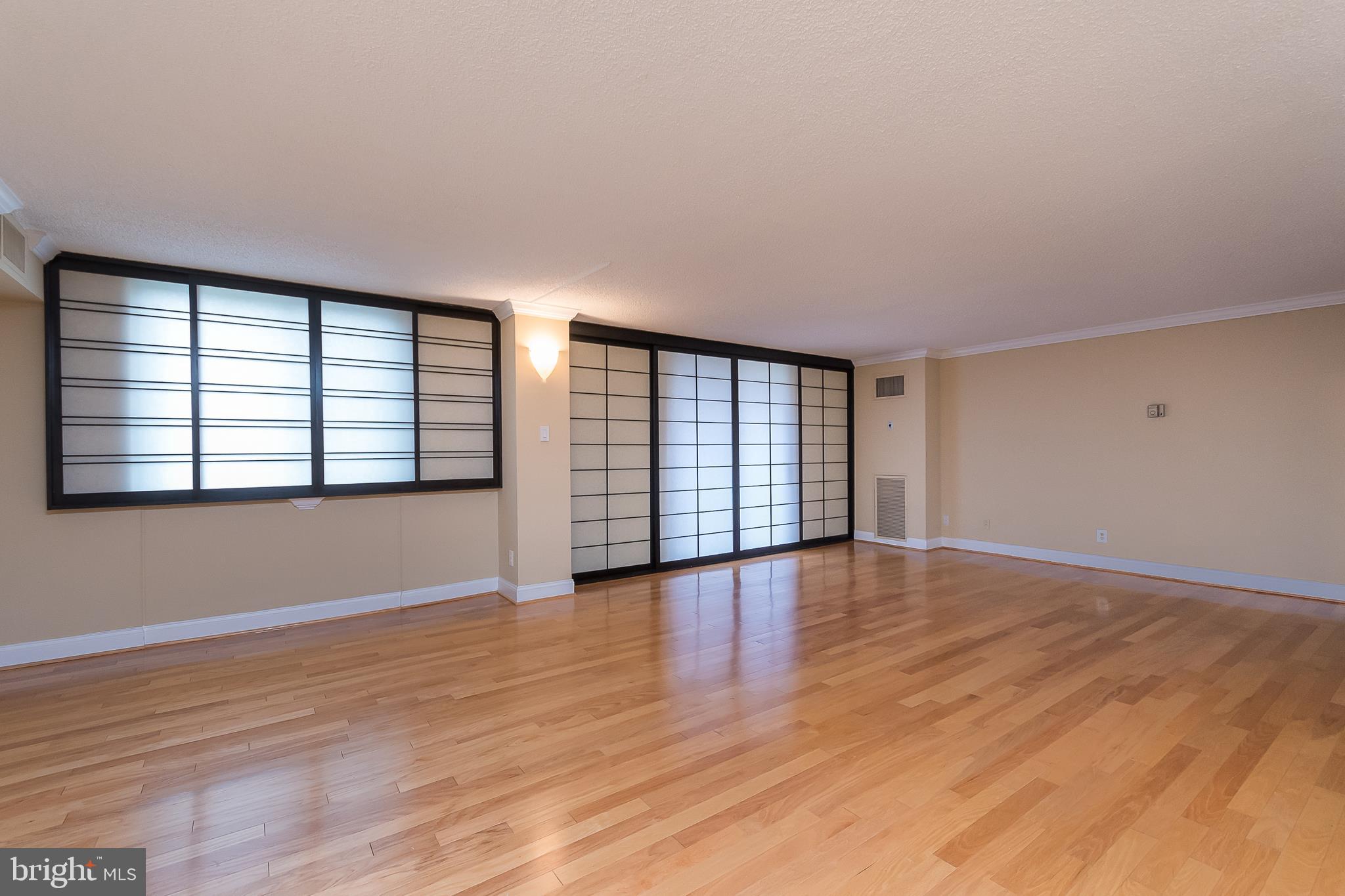 WESTLAKE PARK - Residential