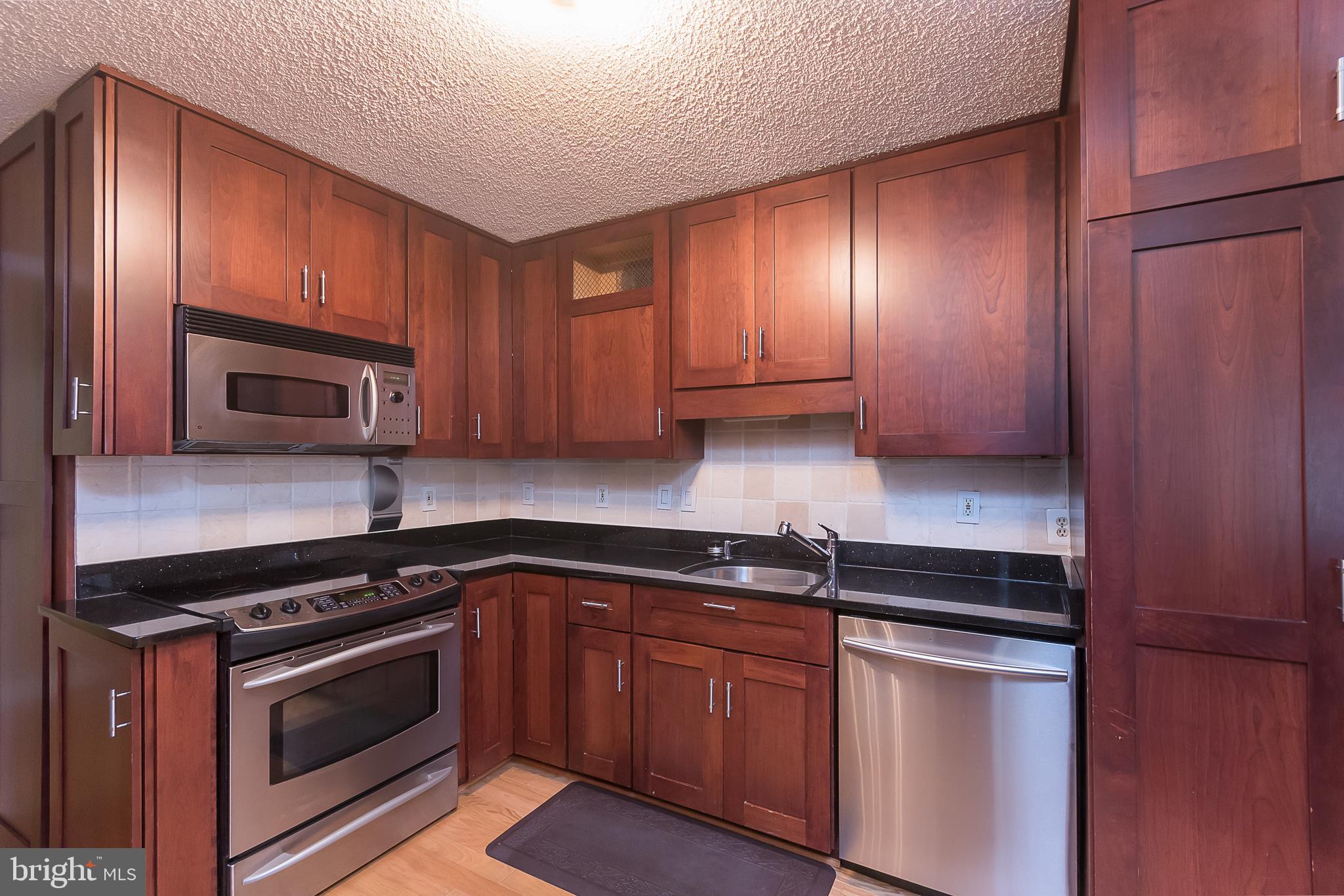 WESTLAKE PARK - Residential