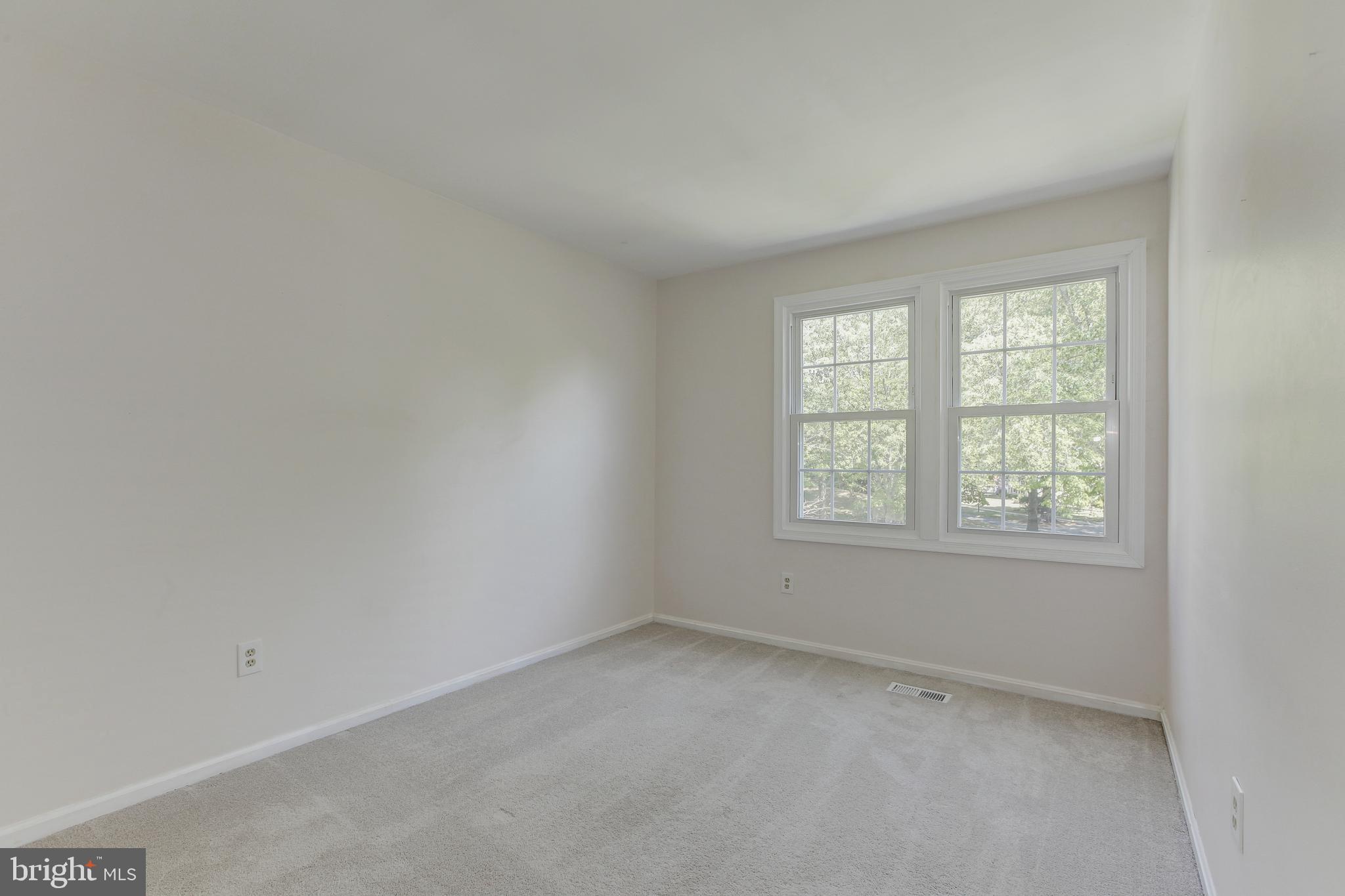 NORBECK MANOR - Residential