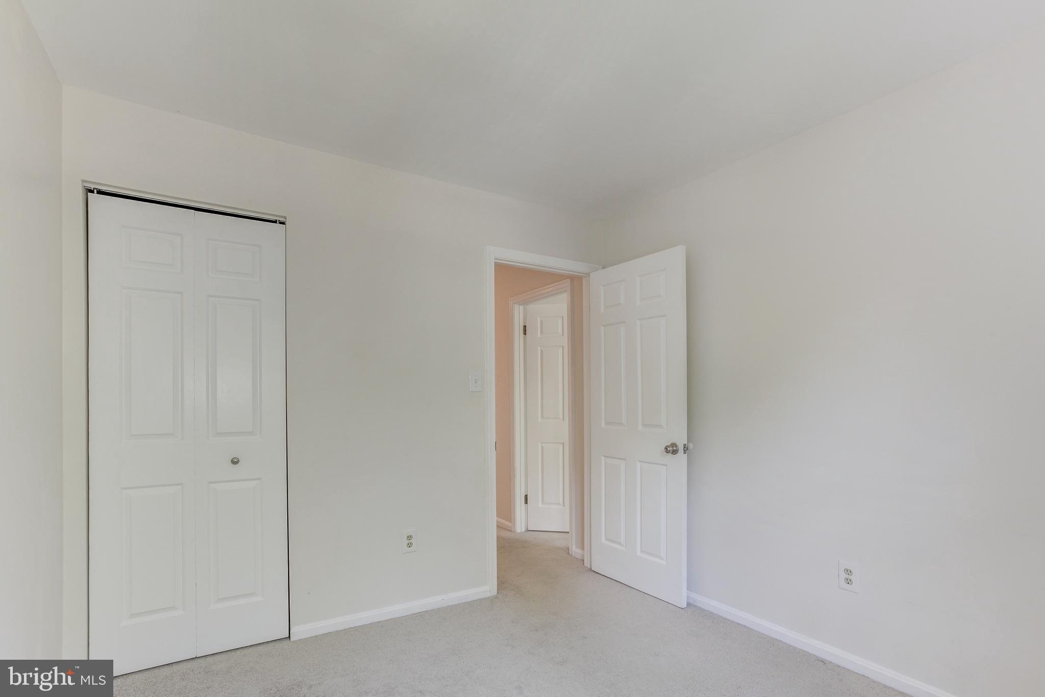 NORBECK MANOR - Residential